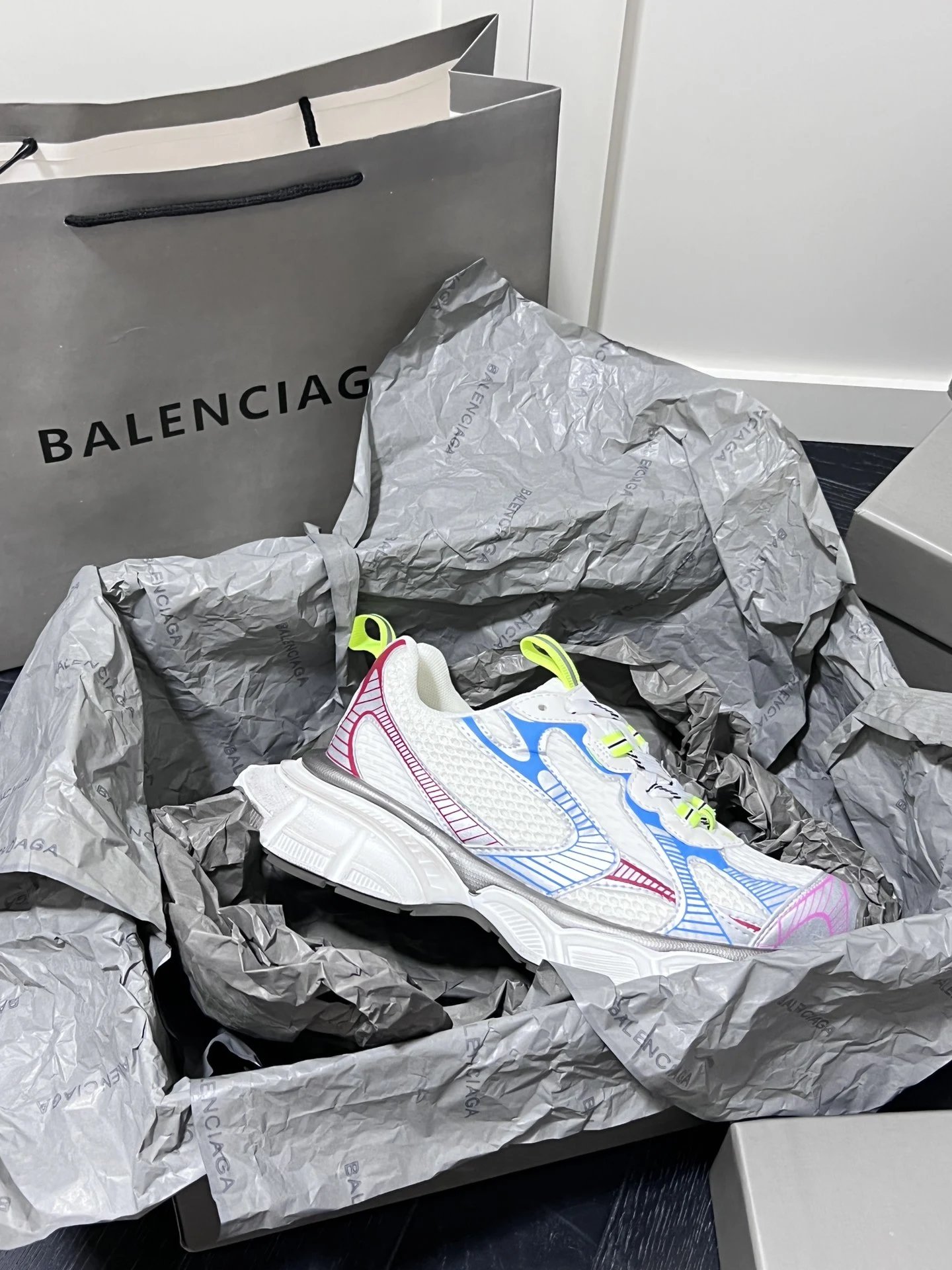 Retro Chunky Dad Sneakers Mesh Leather Neon White - Gallery Image 8 - Detailed View