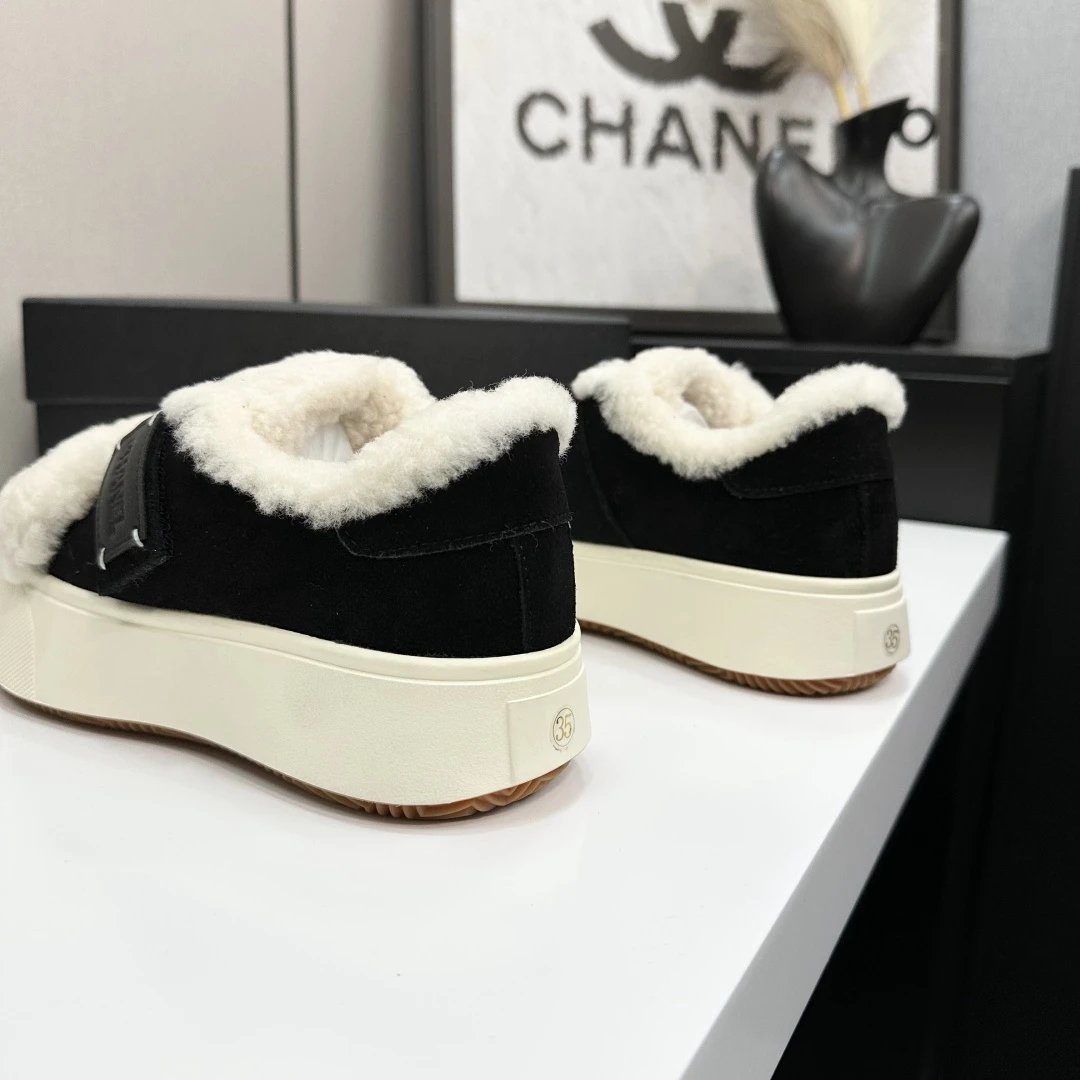 Chanel Shearling Panda Sneakers Black - Gallery Image 8 - Detailed View