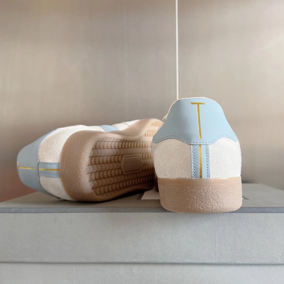 Suede Leather Trainer Sneakers Ice Blue - Gallery Image 9 - Detailed View