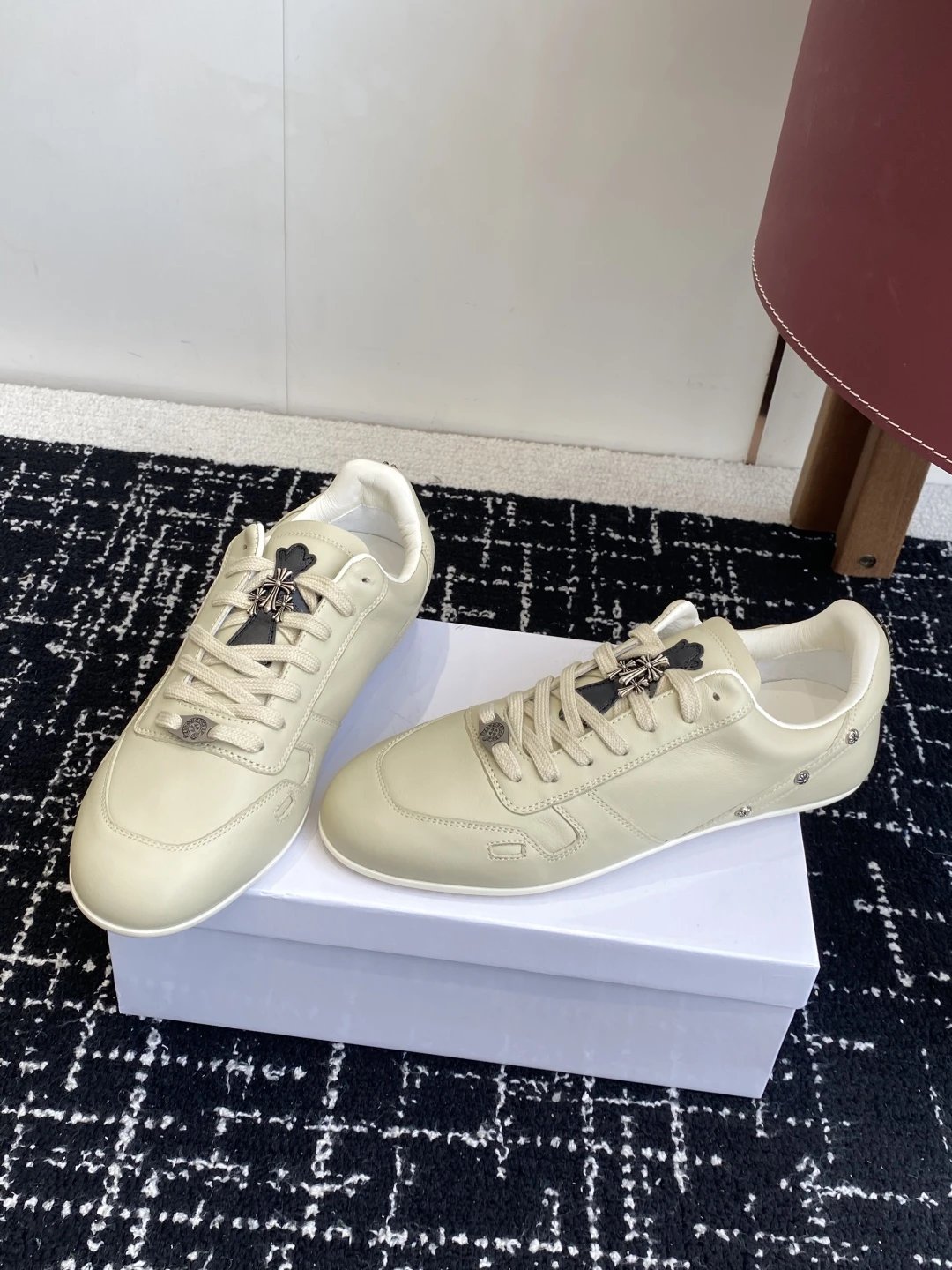 Retro Leather Trainer Sneakers Cream Beige - Gallery Image 2 - Detailed View