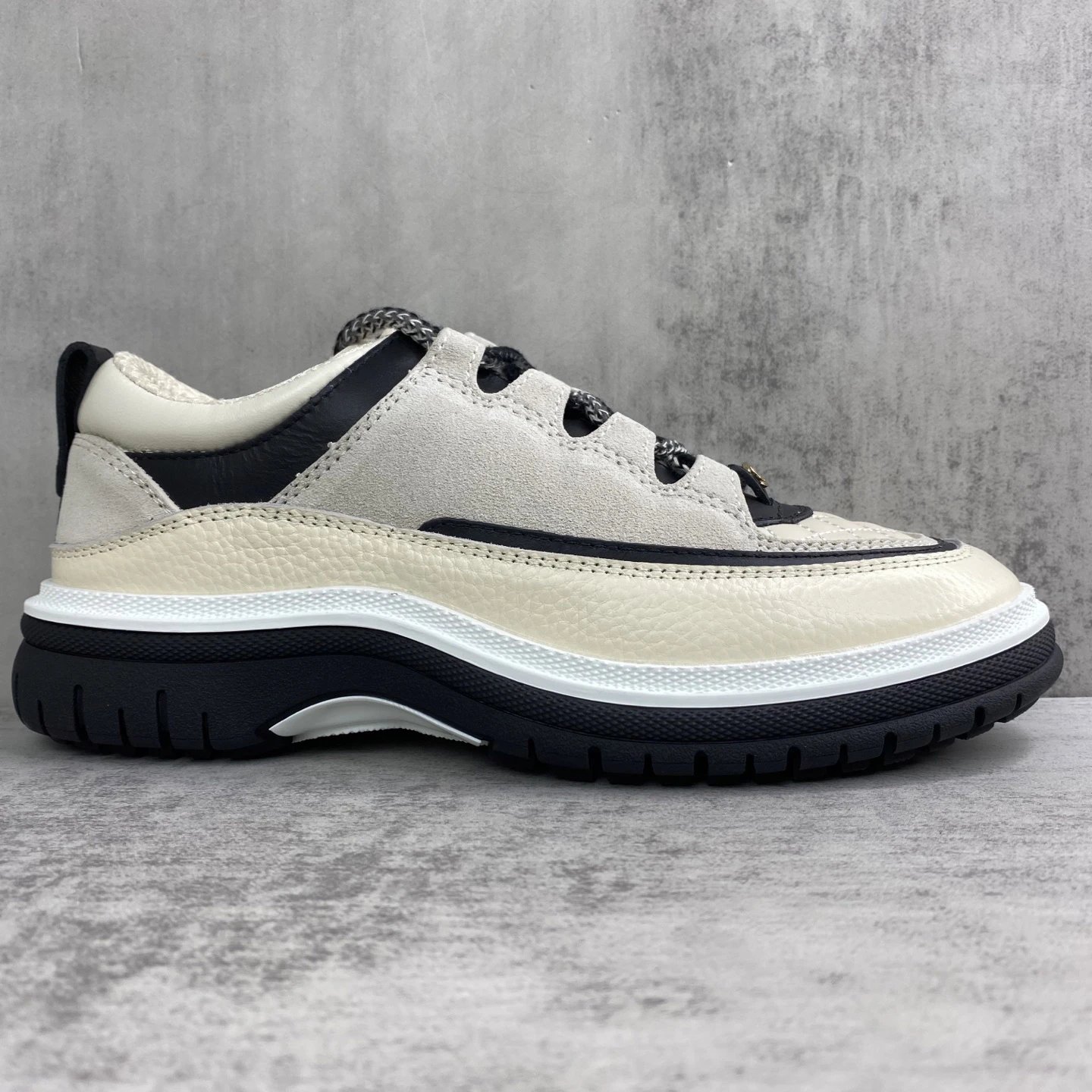 Luxury Leather Low Top Sneakers Panda Colorway - Gallery Image 6 - Detailed View