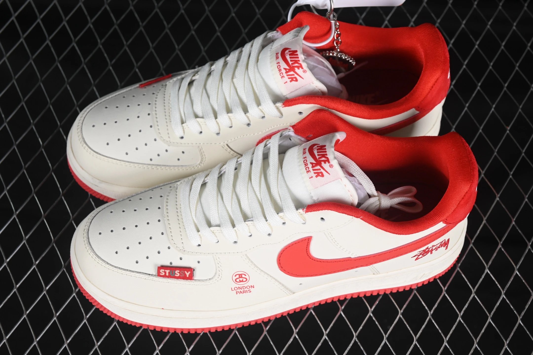 Low Top Sneakers Ivory Ember - Gallery Image 5 - Detailed View