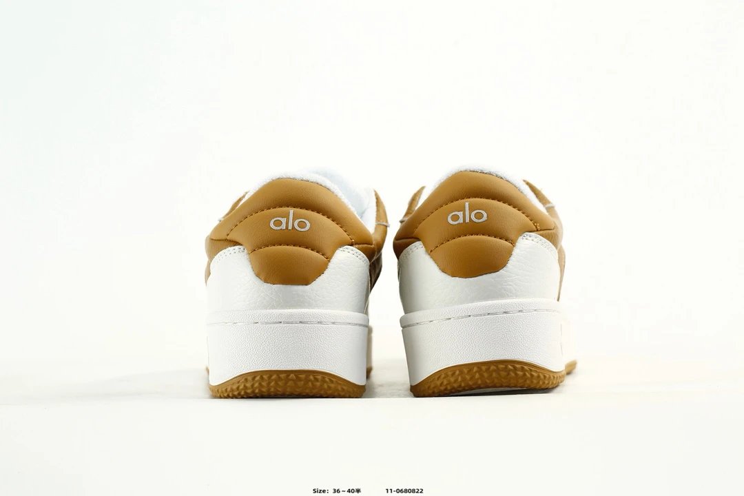 Alo Yoga Runner Sneakers Brown White - Gallery Image 7 - Detailed View