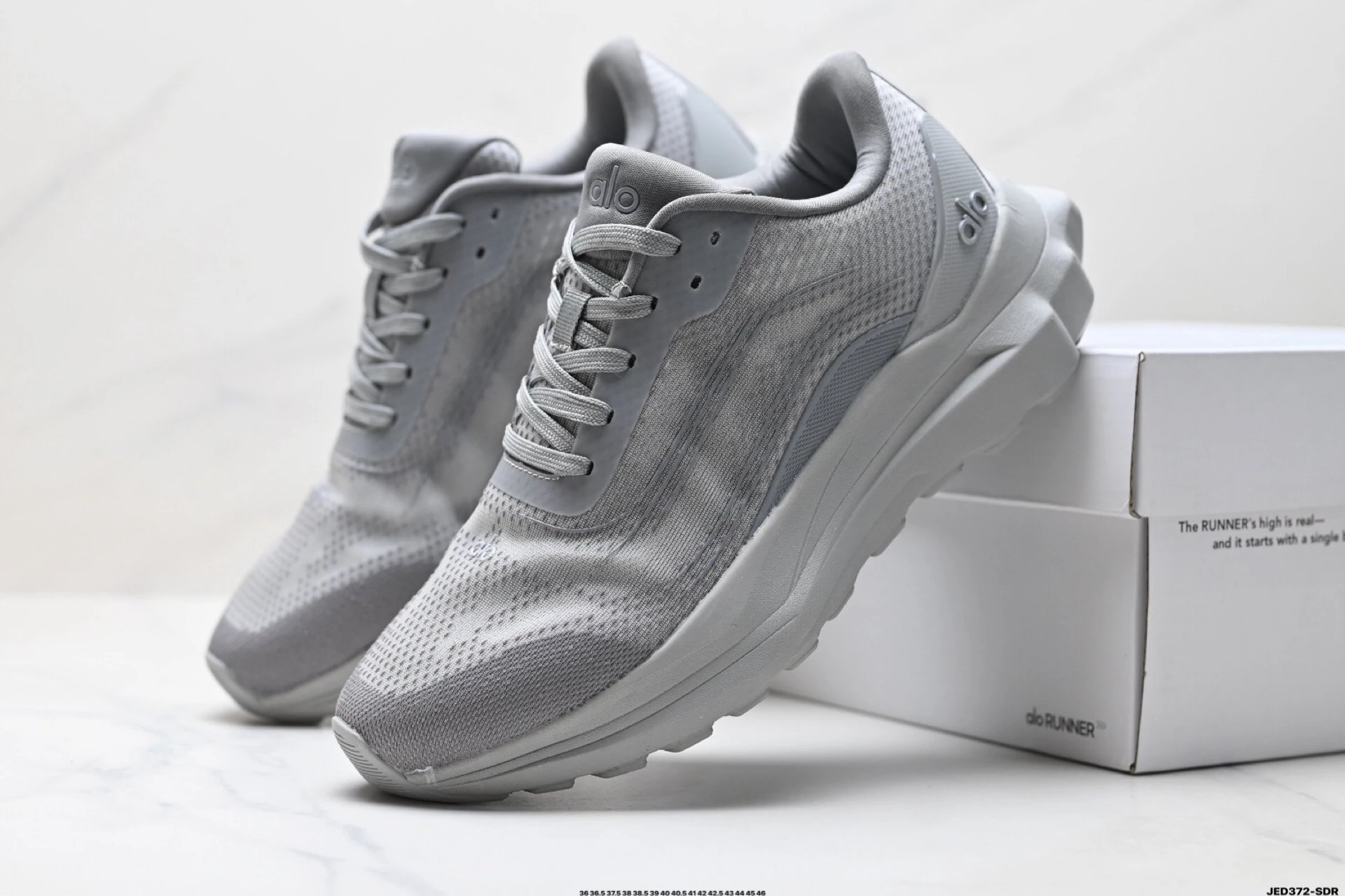 Alo Yoga Alo Runner Sneakers Grey - Gallery Image 8 - Detailed View