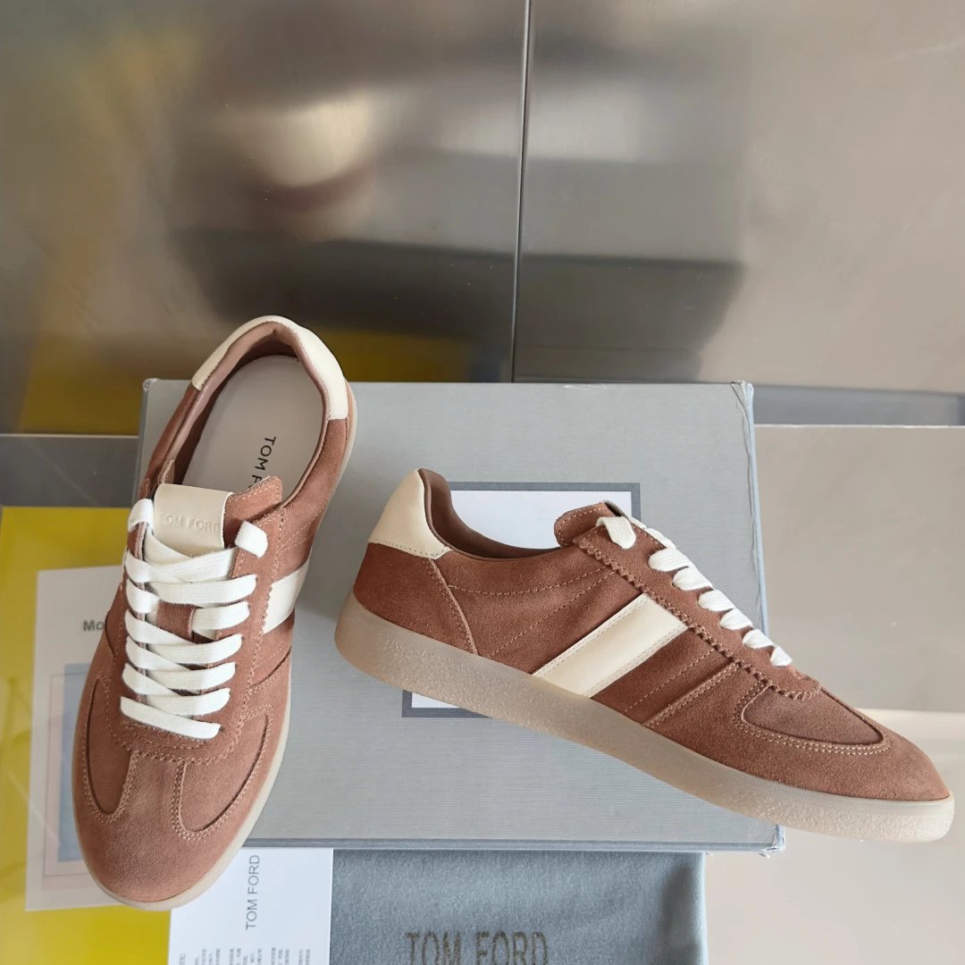 Suede Trainer Sneakers Almond Beige - Gallery Image 4 - Detailed View