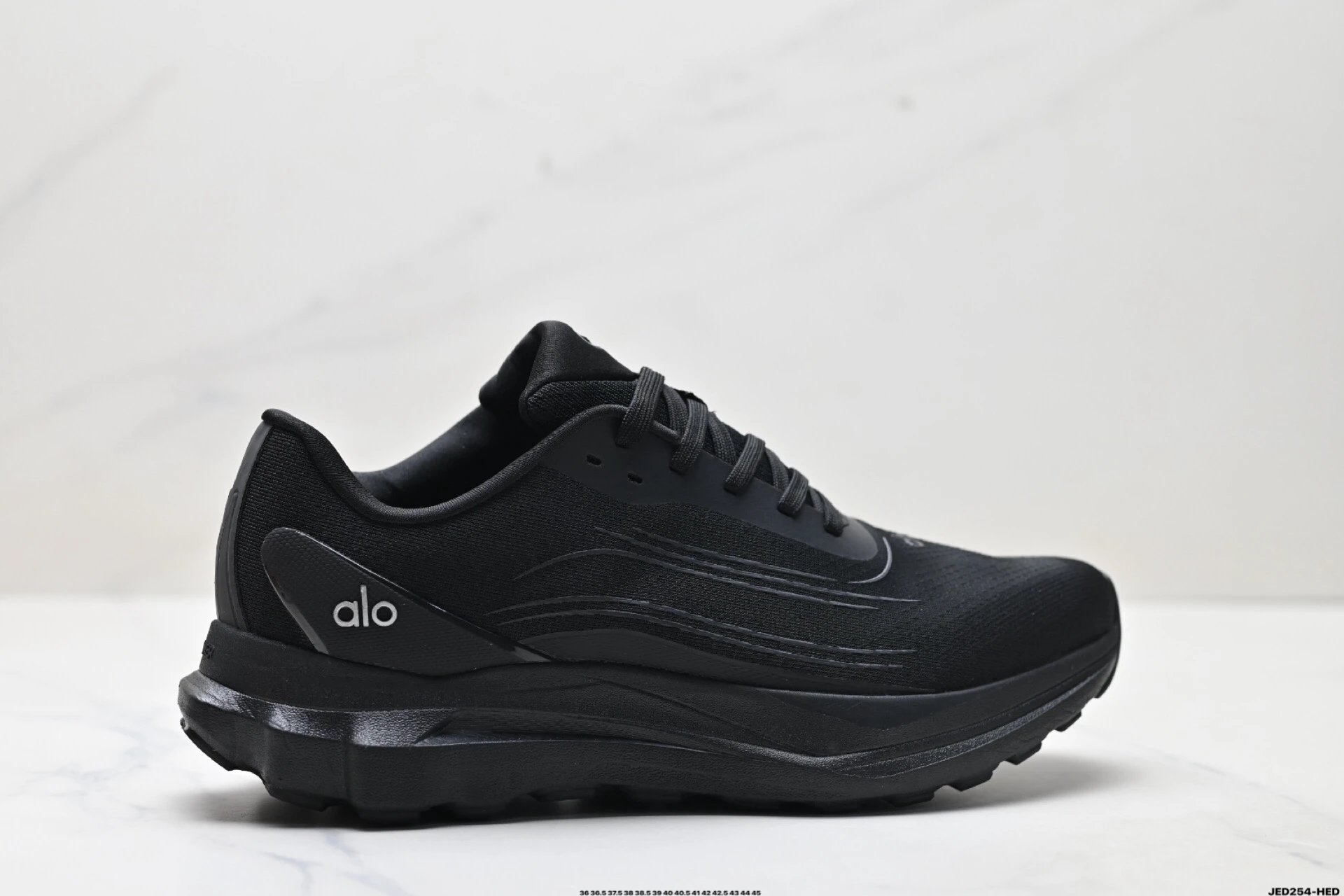 Alo Yoga Alo Runner Sneakers Black - High Quality Product Image - Cnfans