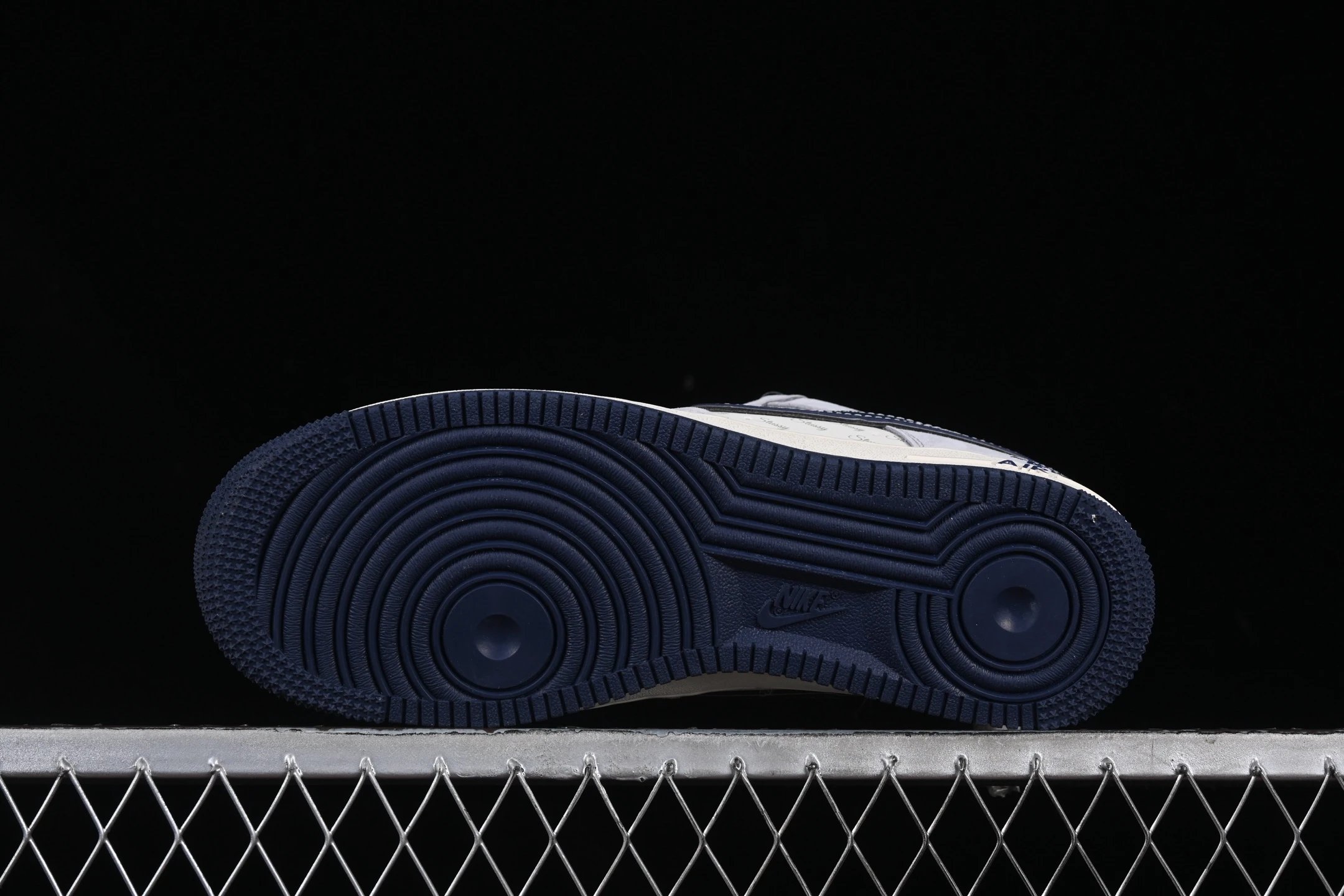 Air Force 1 Low Sneakers Slate Blue - Gallery Image 3 - Detailed View