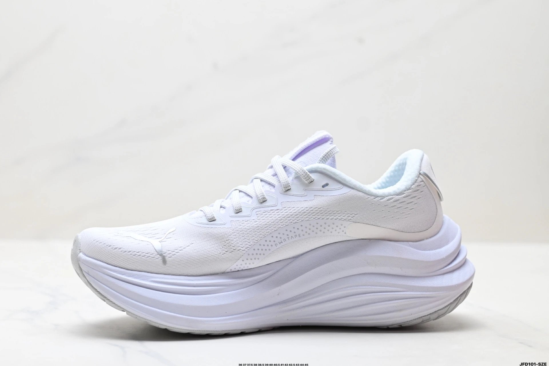 PUMA Deviate NITRO Sneakers White - Gallery Image 4 - Detailed View