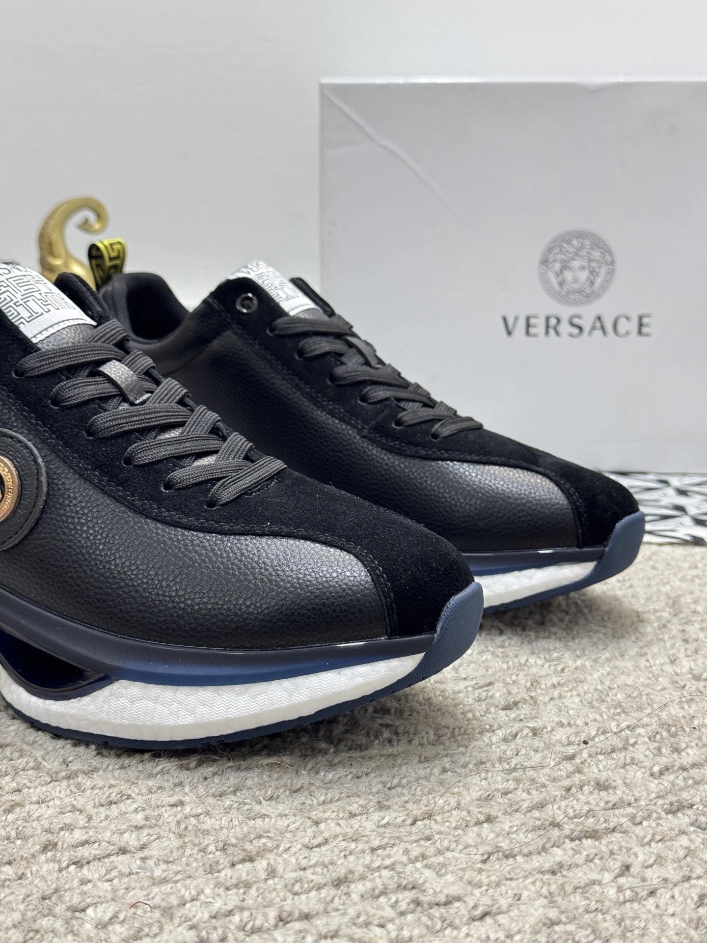 Luxury Leather Running Sneakers Black Onyx Finish - Gallery Image 3 - Detailed View
