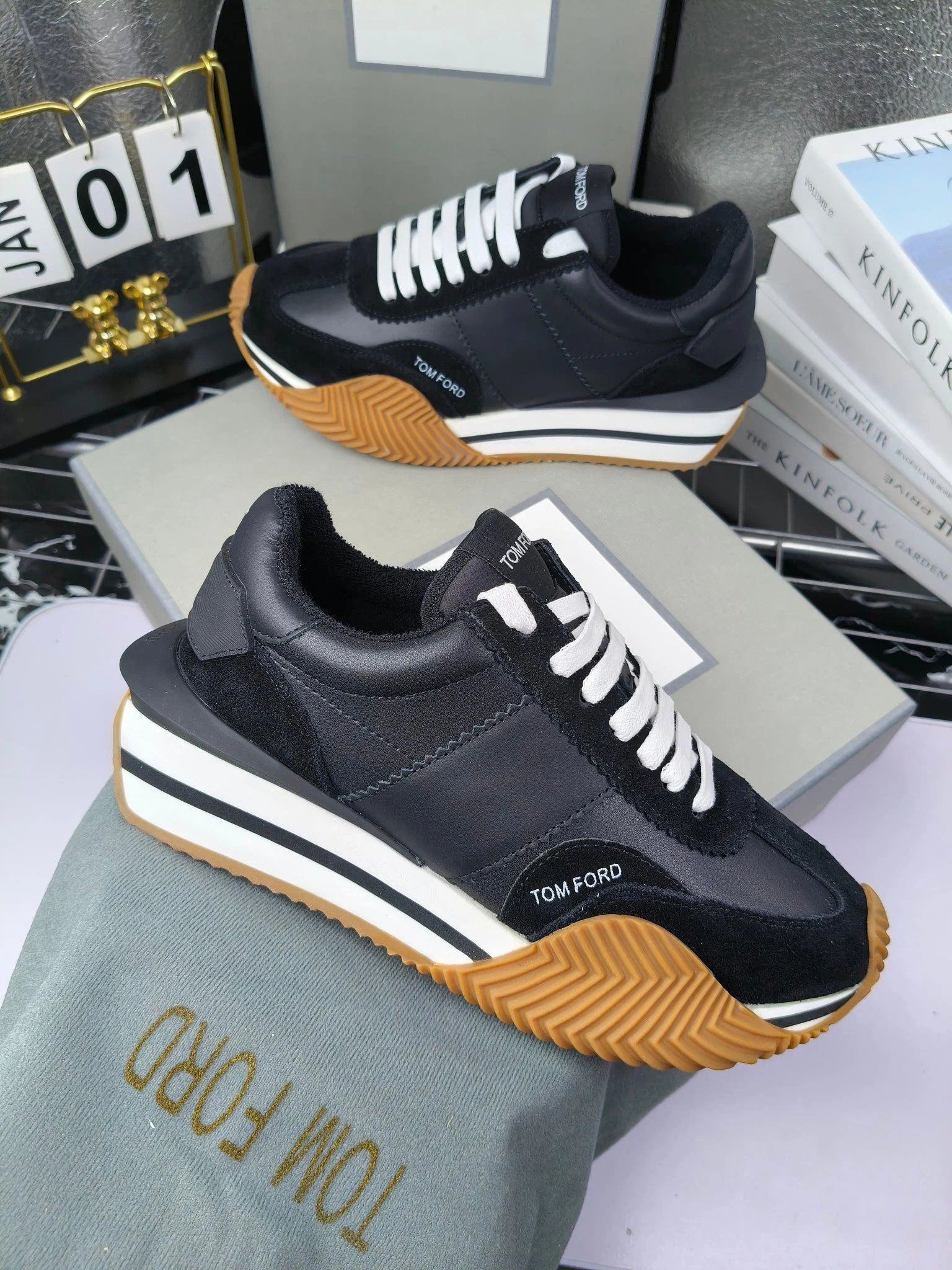 Vintage Leather Platform Sneakers Midnight Black - Gallery Image 9 - Detailed View