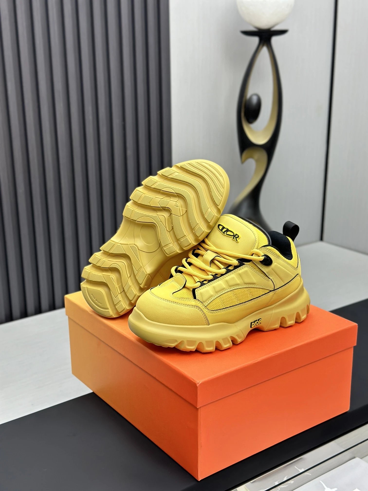 Dior x Levis Hamilton Sneakers Yellow - Gallery Image 7 - Detailed View