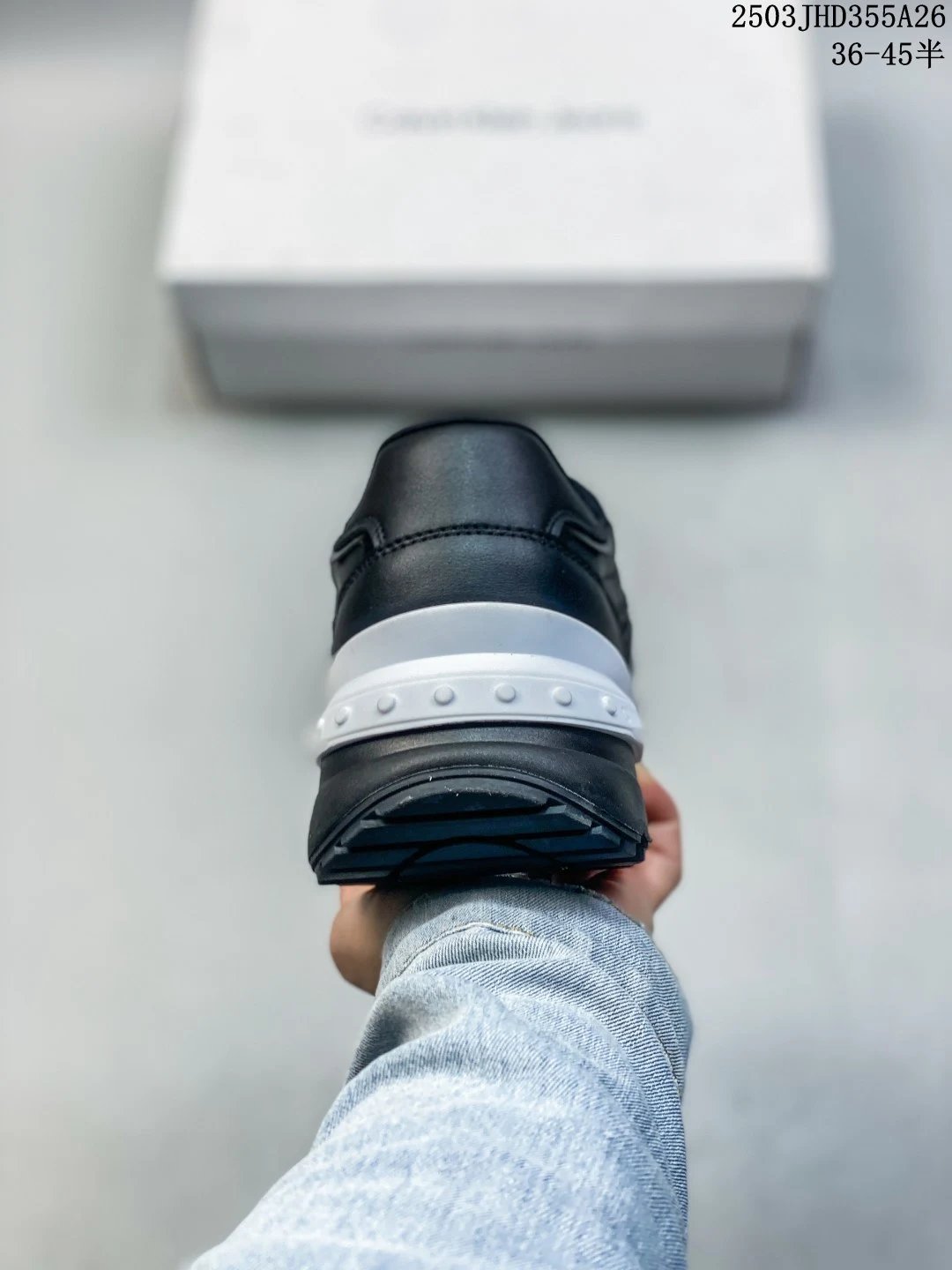 Luxury Leather Casual Running Shoes Black - Gallery Image 4 - Detailed View