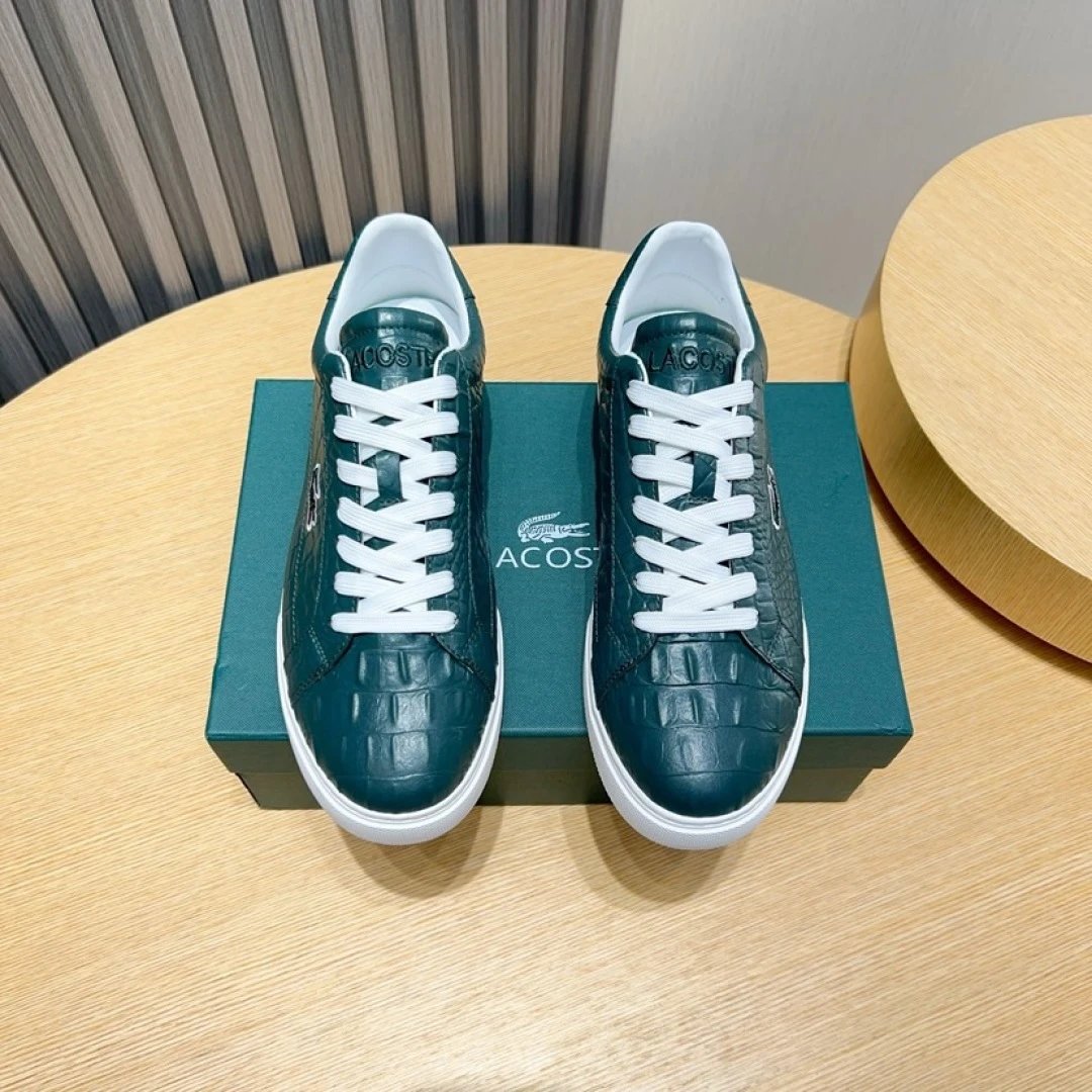 Lacoste Classic Sneakers Green - Gallery Image 2 - Detailed View