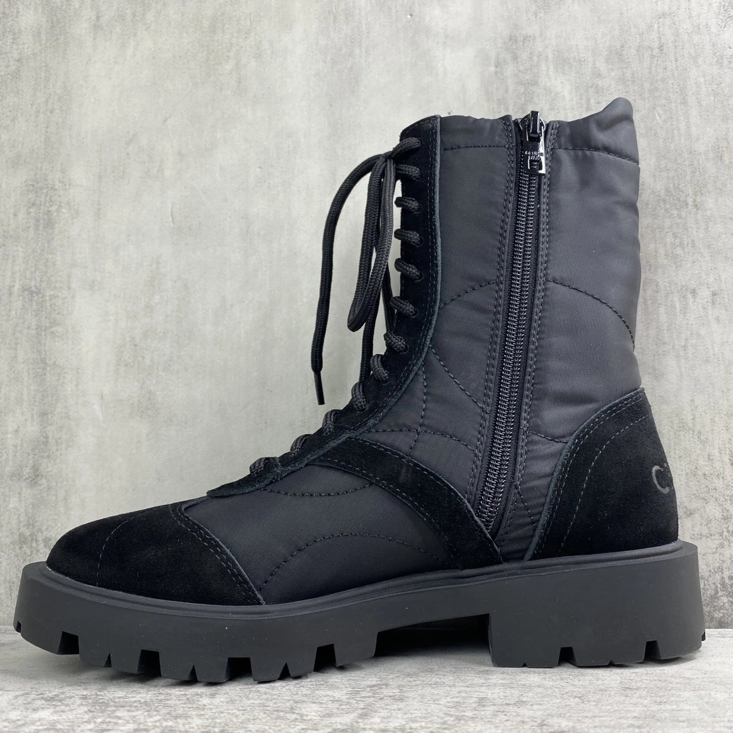 Vintage Combat Boots Calfskin Rubber Sole Jet Black - Gallery Image 7 - Detailed View