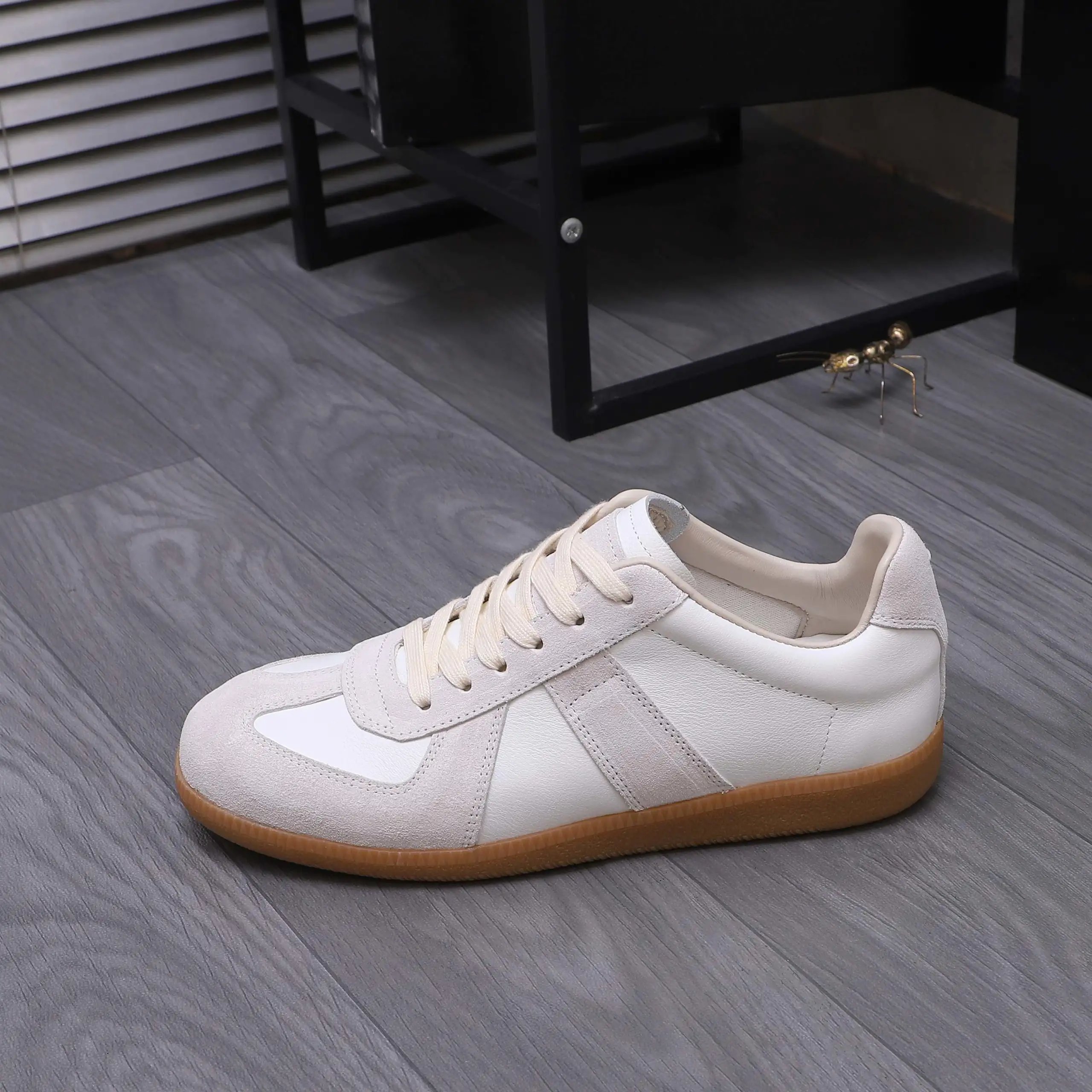 Maison Margiela Leather Sneakers White - Gallery Image 7 - Detailed View