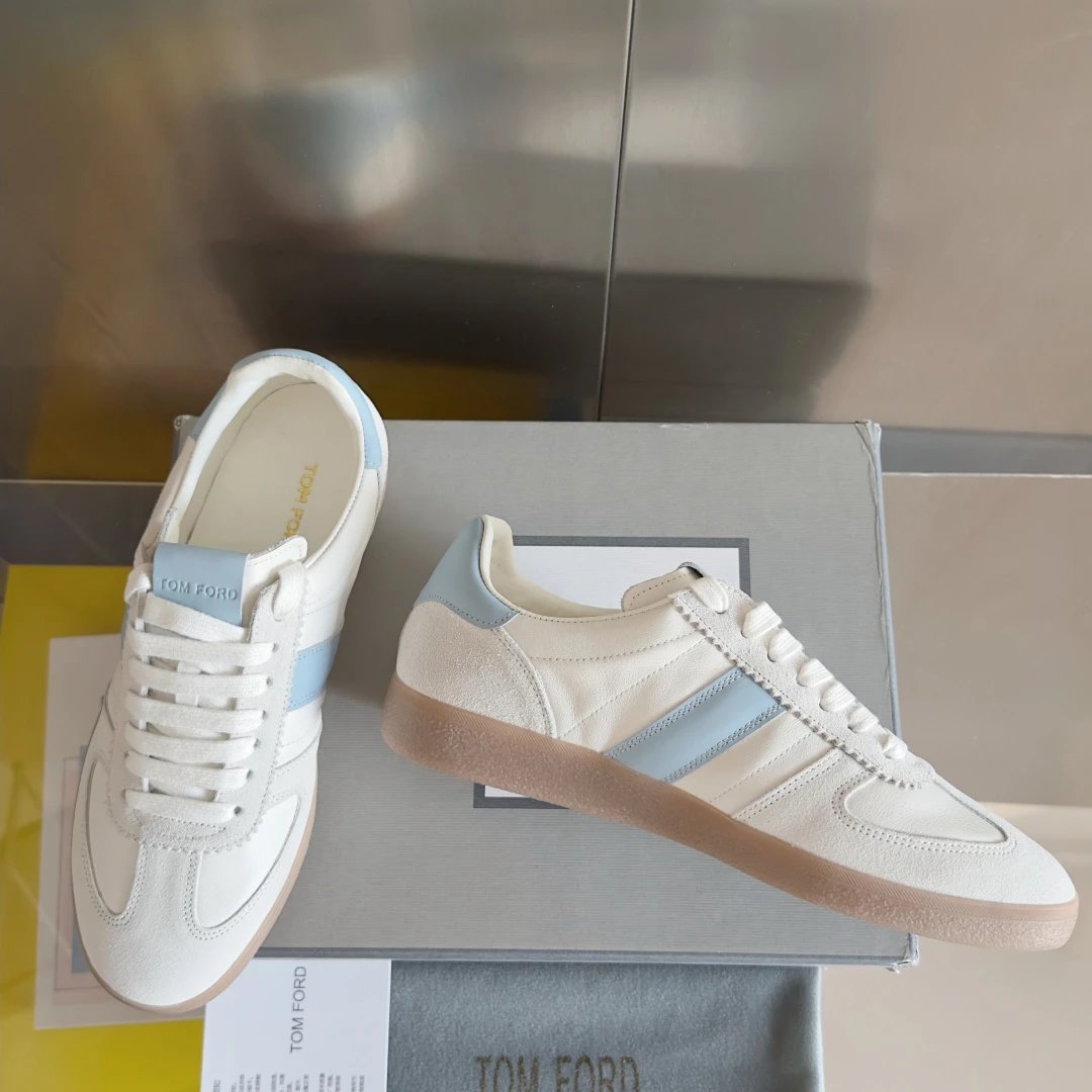 Suede Leather Trainer Sneakers Ice Blue - Gallery Image 4 - Detailed View