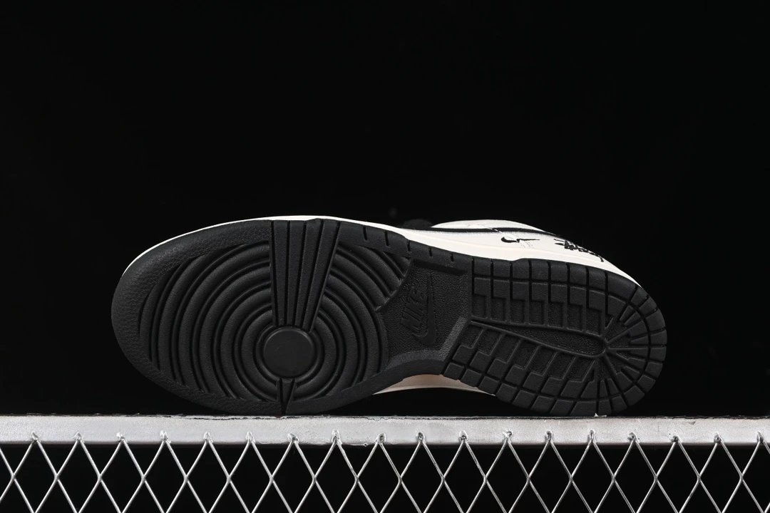 Limited Edition Leather Low-top Sneakers in Cream Noir - Gallery Image 3 - Detailed View