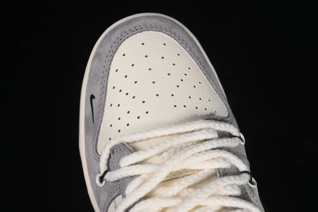 Suede Low Sneakers Ash - Gallery Image 7 - Detailed View