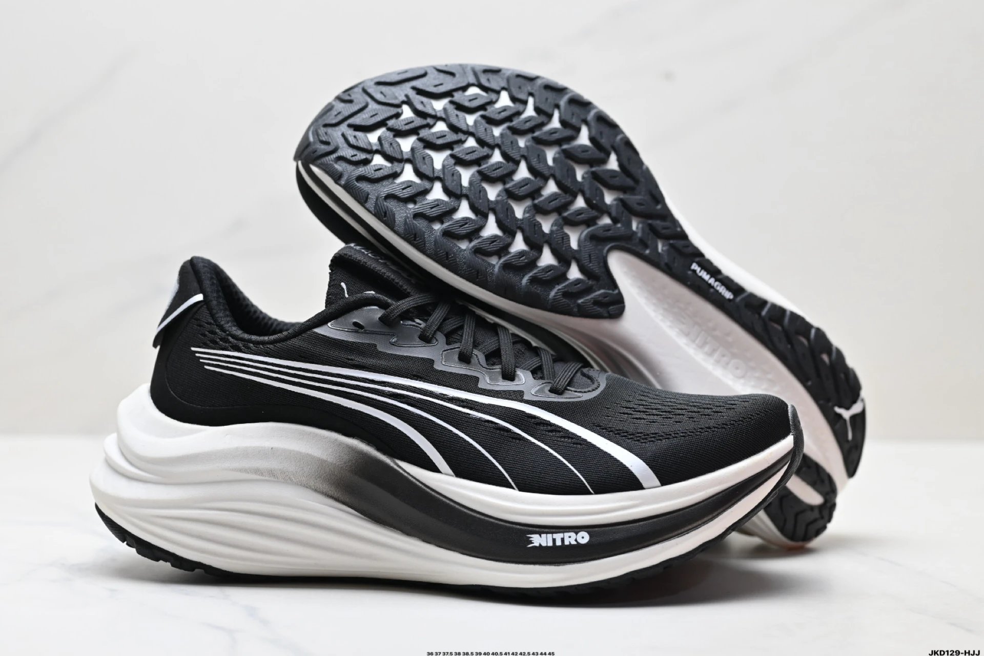 PUMA Deviate Nitro Sneakers Black White - Gallery Image 5 - Detailed View