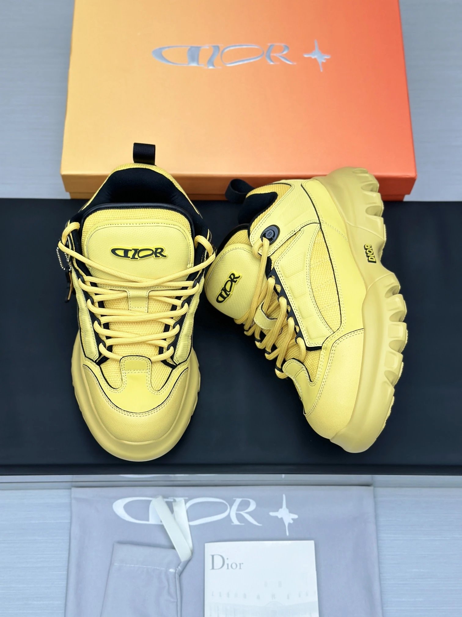 Dior x Levis Hamilton Sneakers Yellow - Gallery Image 9 - Detailed View