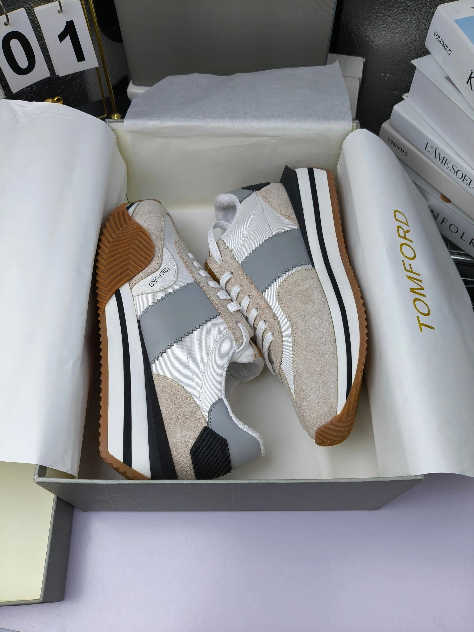 Retro Suede Leather Platform Sneakers Ivory Grey - Gallery Image 8 - Detailed View