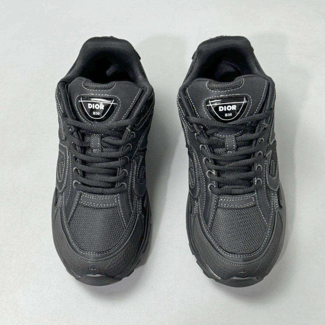 Casual Low-Top Sneakers Onyx Black - Gallery Image 8 - Detailed View