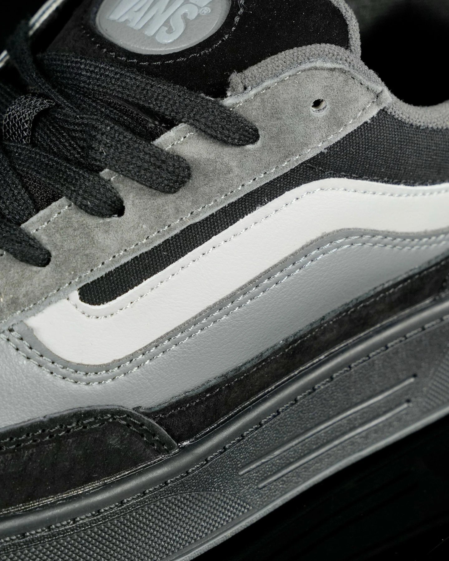 Retro Suede Leather Skate Shoes Ebony Black - Gallery Image 4 - Detailed View