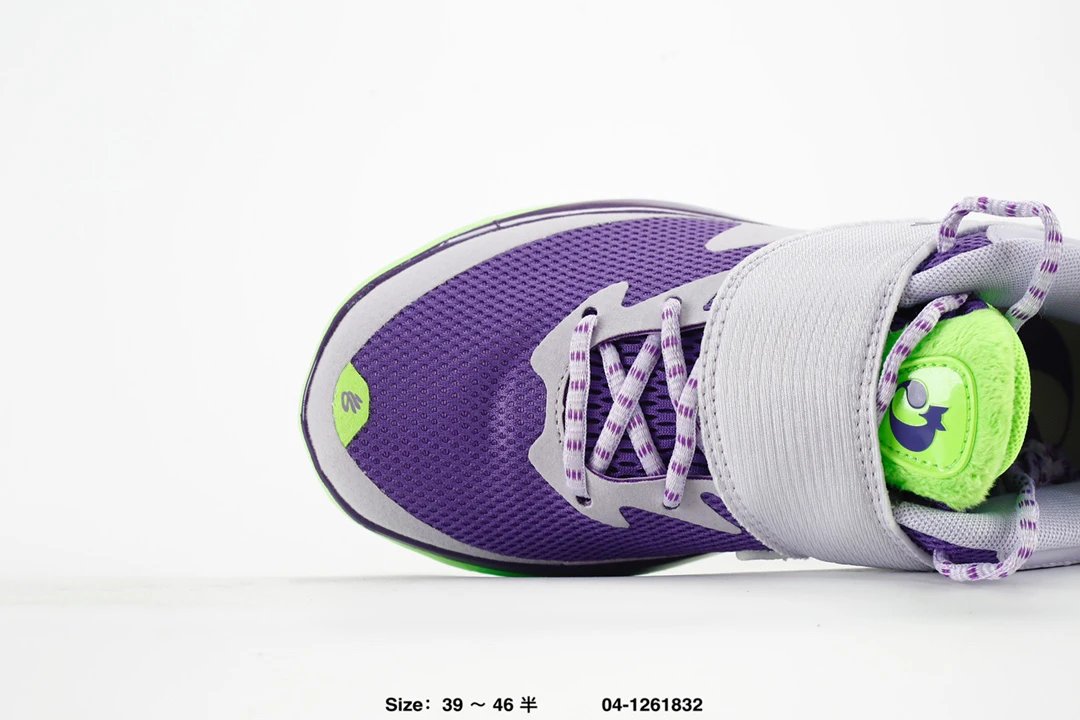 Curry 1 Flow Basketball Shoes in Lilac Grey and Neon Green - Gallery Image 5 - Detailed View