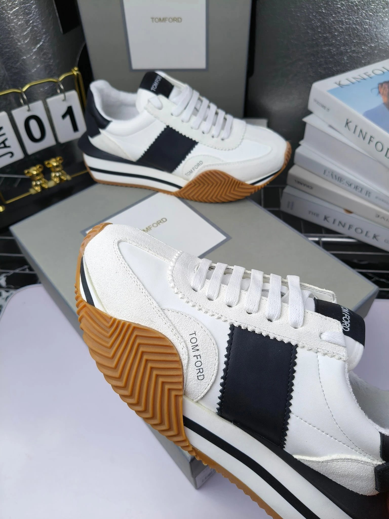 Retro Luxe Leather Sneakers Ivory Black - Gallery Image 3 - Detailed View