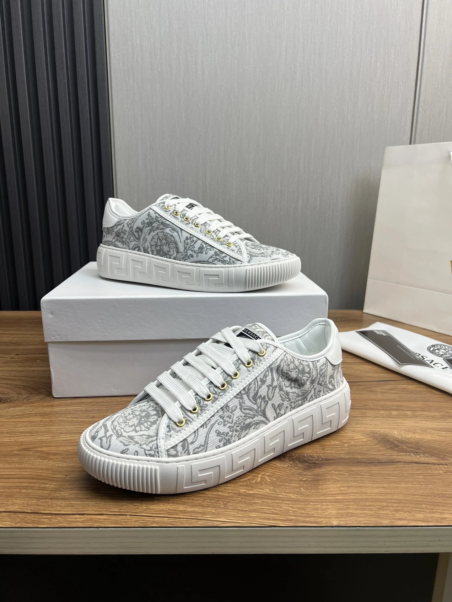 Luxury Leather Low-Top Sneakers Ivory - Gallery Image 4 - Detailed View