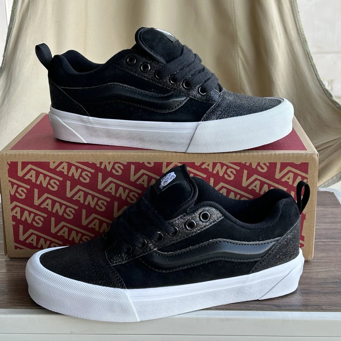 Retro Chunky Low Top Glitter Sneakers Ebony Black - Gallery Image 9 - Detailed View