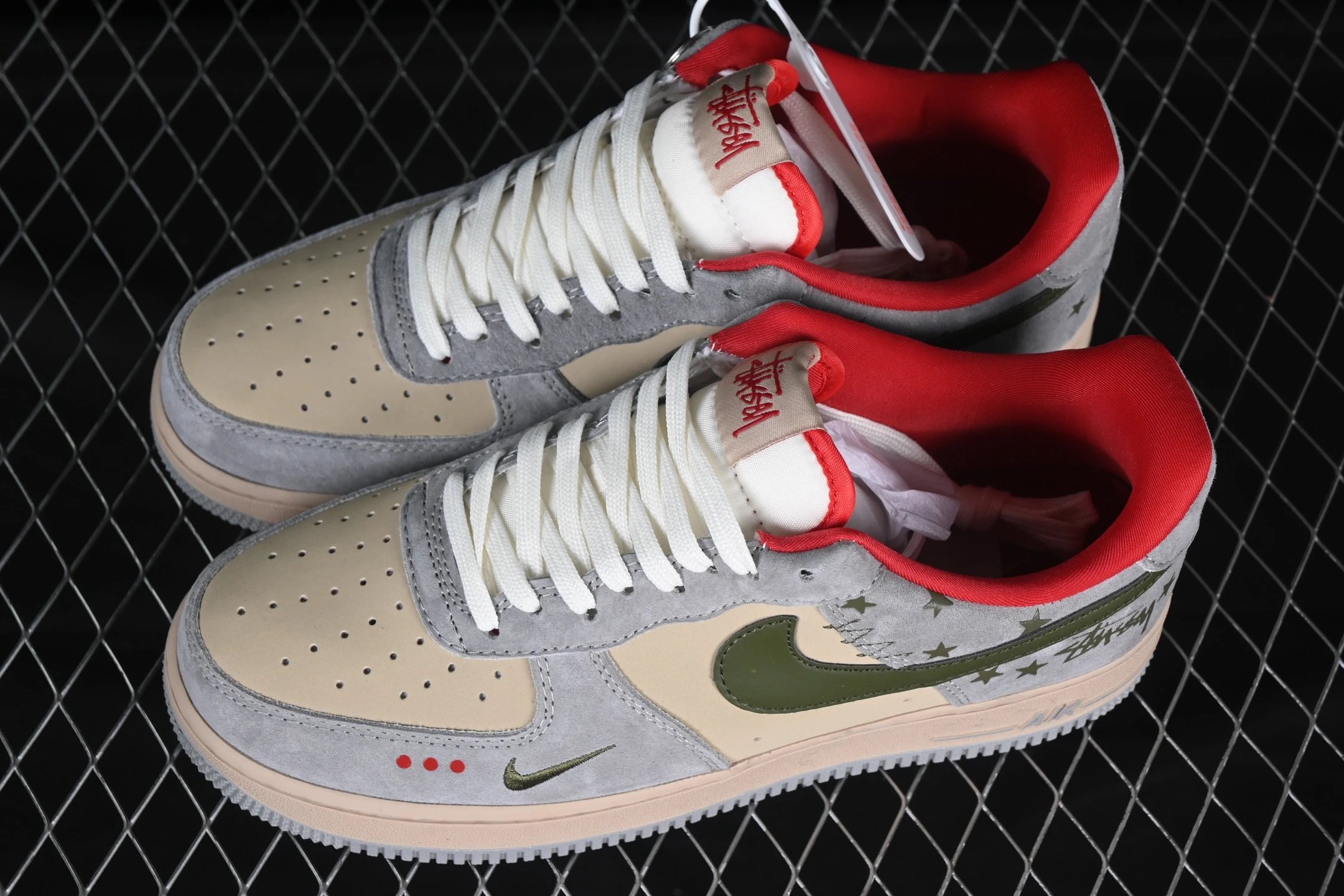 Suede Low-Top Sneakers Olive - Gallery Image 5 - Detailed View