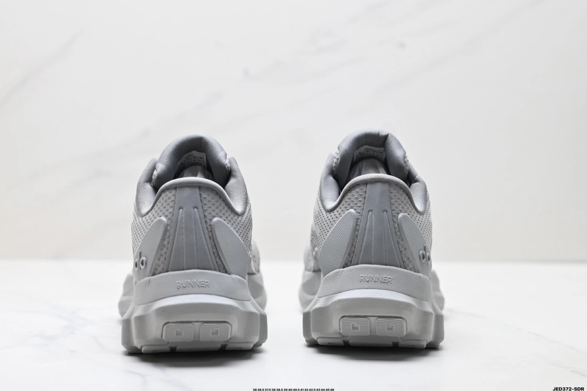 Alo Yoga Alo Runner Sneakers Grey - Gallery Image 6 - Detailed View