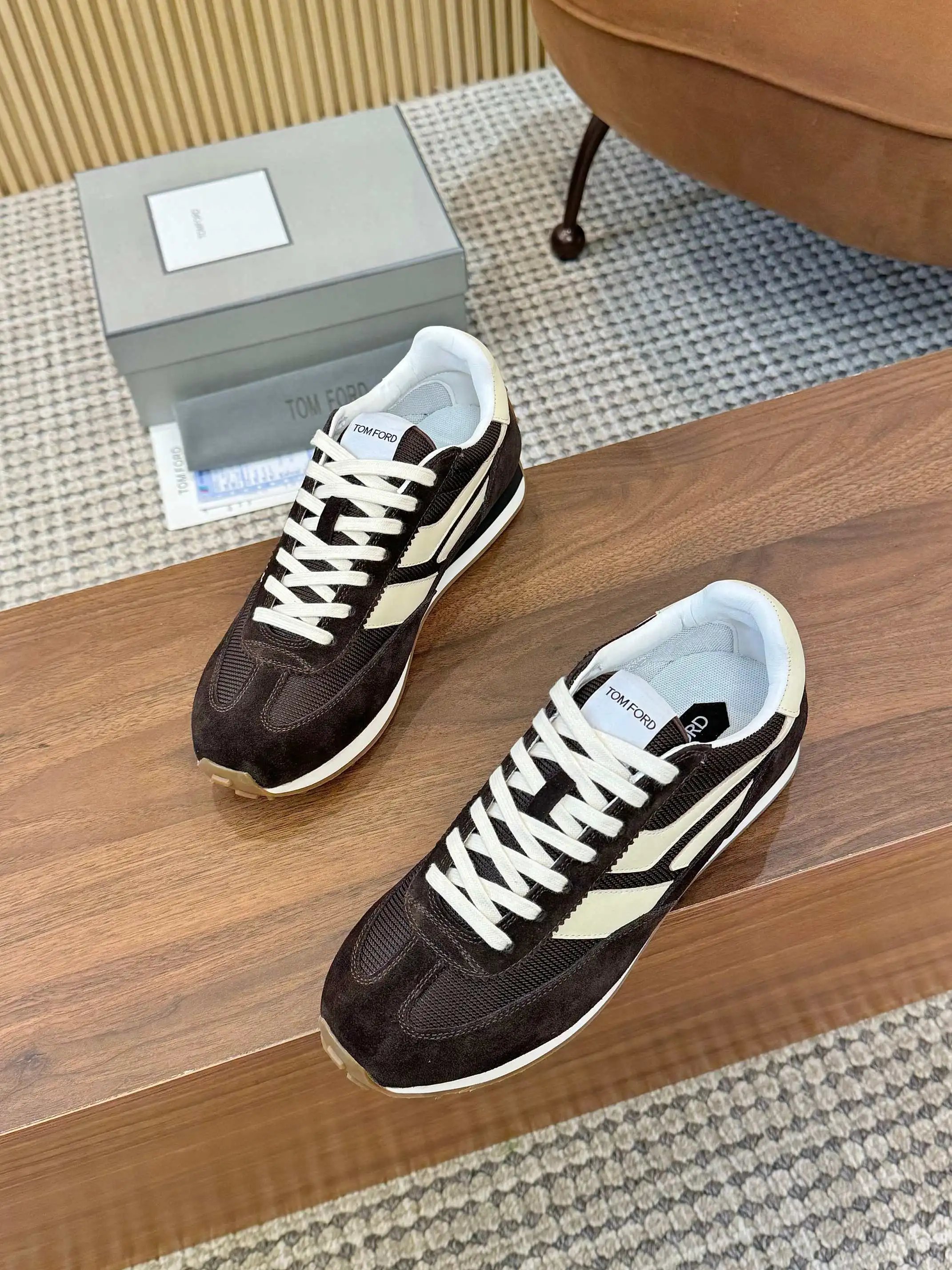 Vintage Suede Mesh Sneakers Ivory Black - Gallery Image 5 - Detailed View