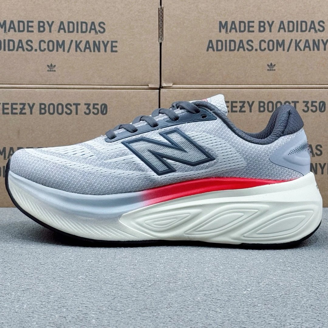 Lightweight Knit Running Shoes Pale Gray - Gallery Image 4 - Detailed View