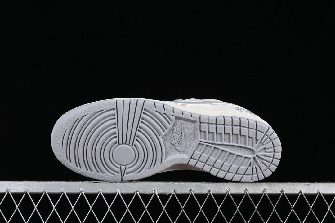 Leather Skate Shoes Ivory Gray - Gallery Image 3 - Detailed View