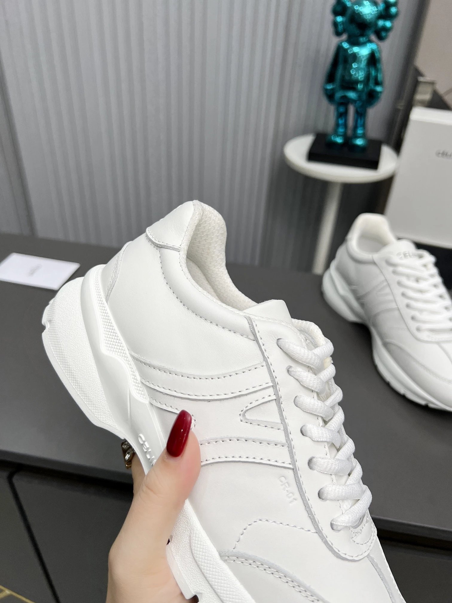 Chunky Leather Dad Sneakers Knit Lining Ivory White - Gallery Image 8 - Detailed View