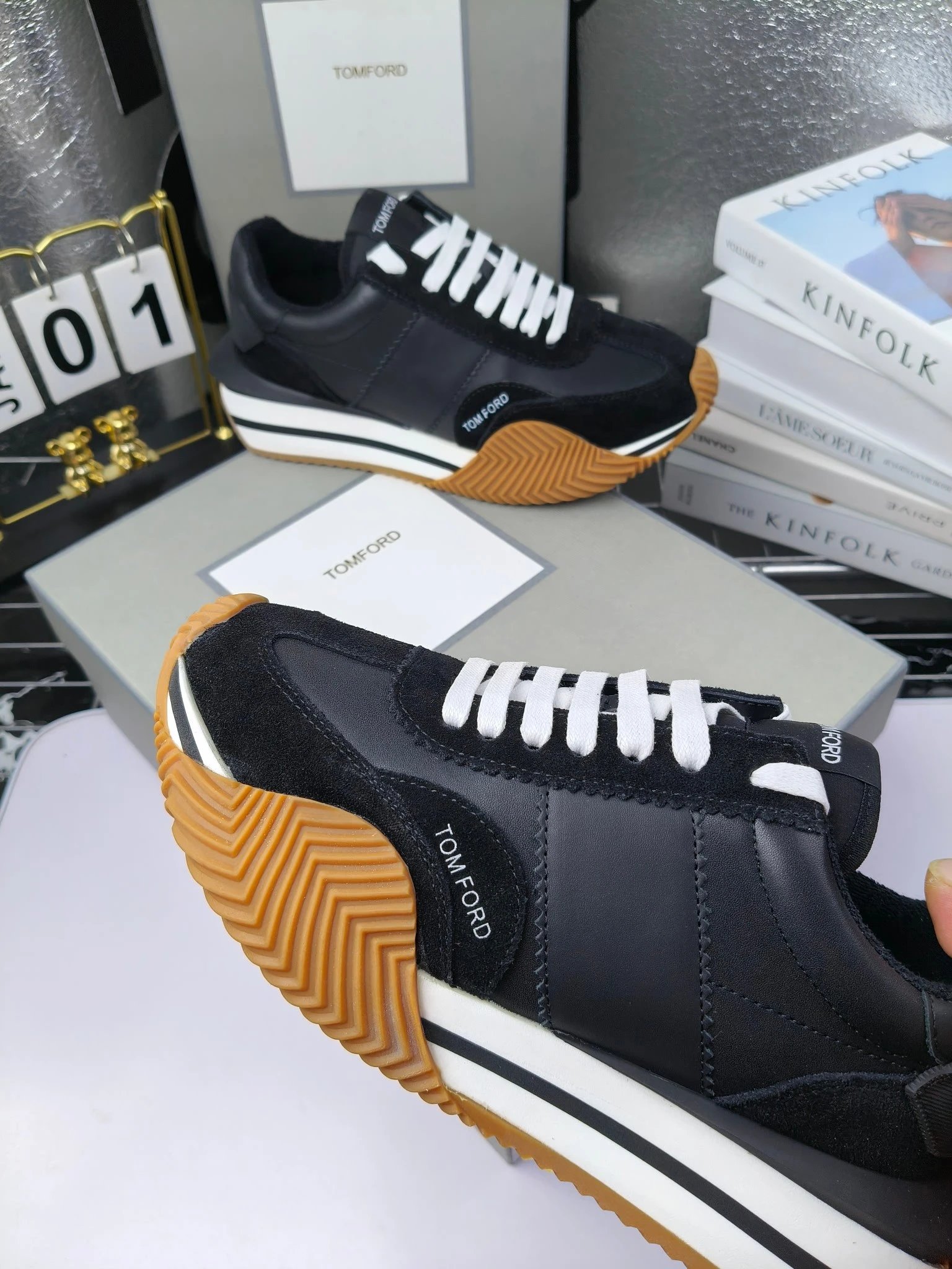 Vintage Leather Platform Sneakers Midnight Black - Gallery Image 3 - Detailed View