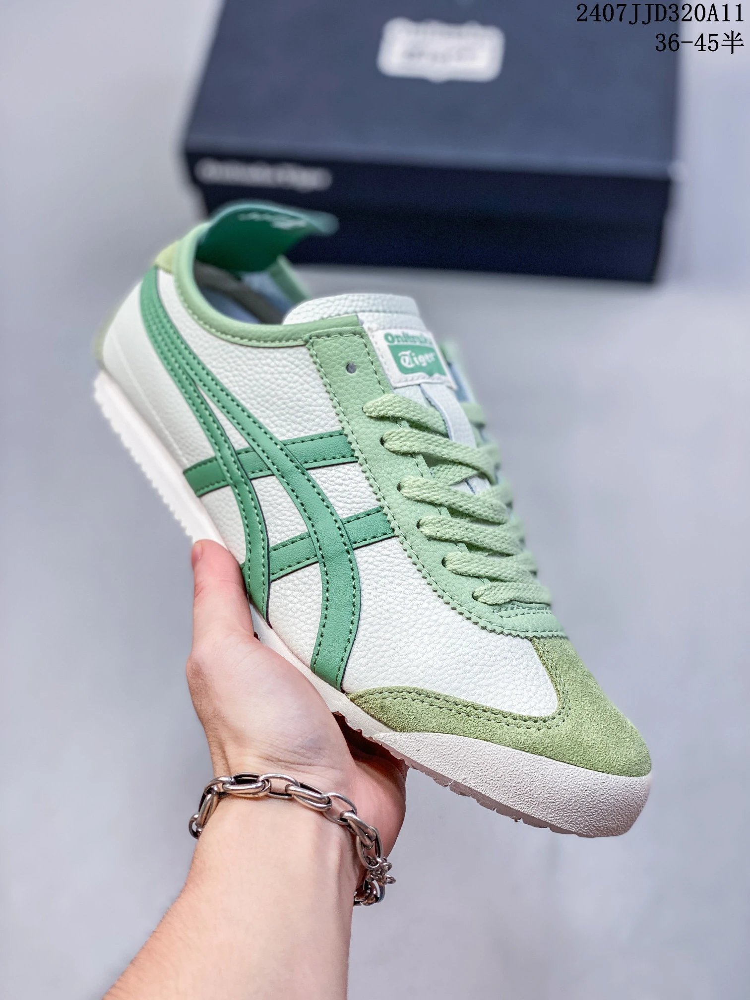 Onitsuka Tiger Mexico 66 Slip-On Sneakers Green - Gallery Image 1 - Detailed View