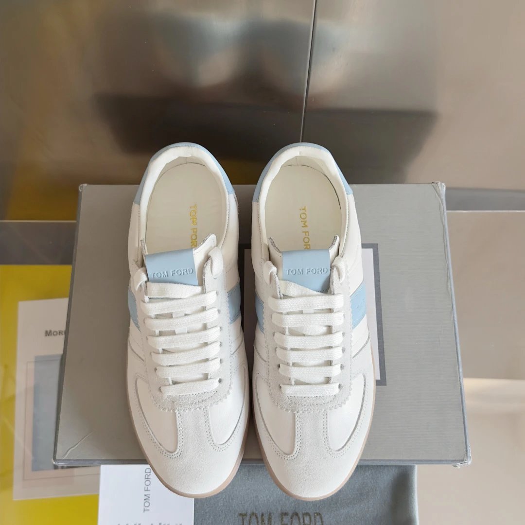 Suede Leather Trainer Sneakers Ice Blue - Gallery Image 7 - Detailed View