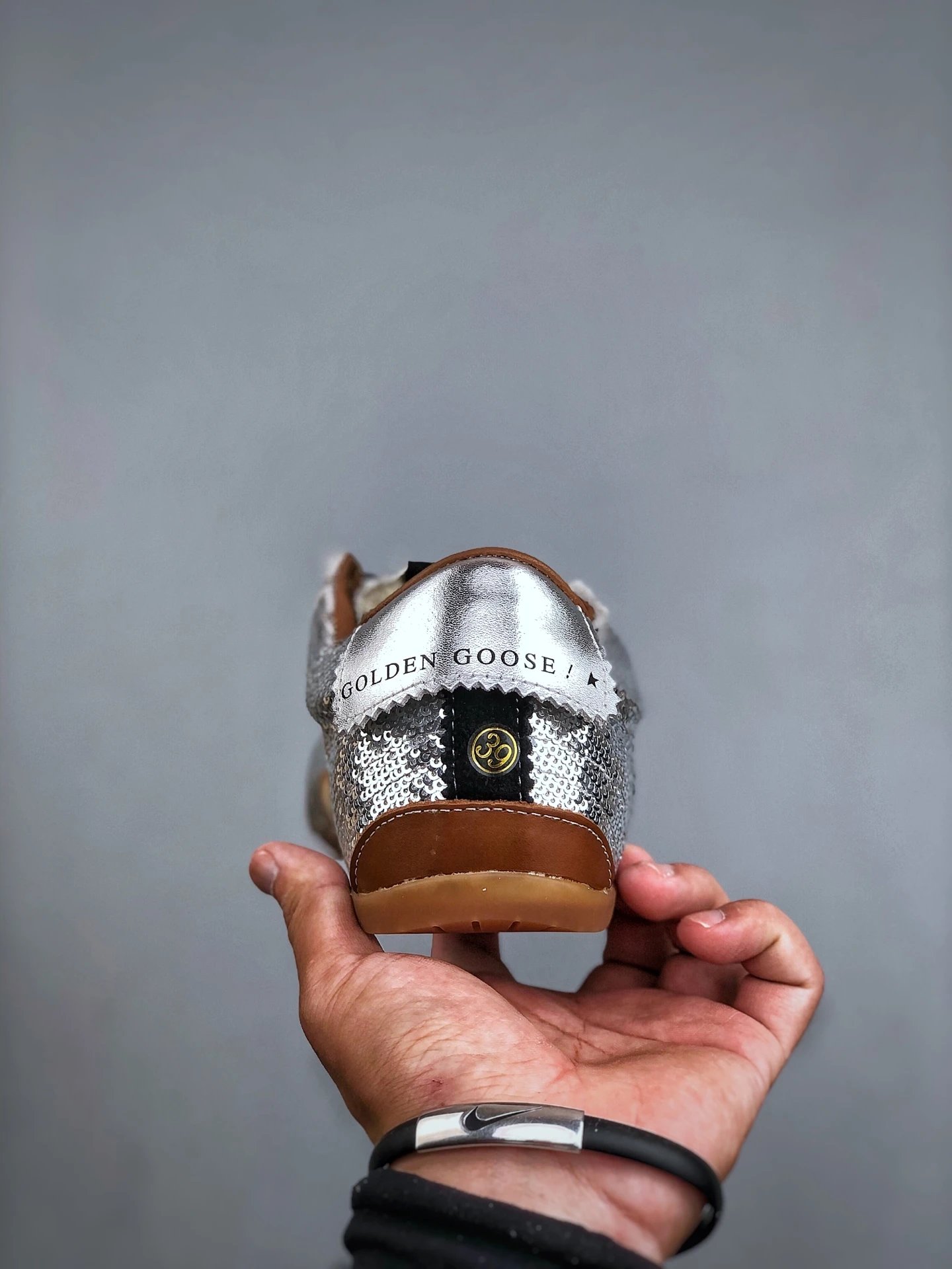 Carousel Image 6