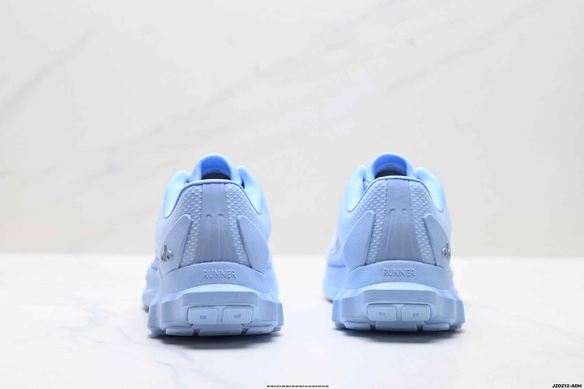 Alo Yoga Alo Runner Sneakers Blue - Gallery Image 6 - Detailed View