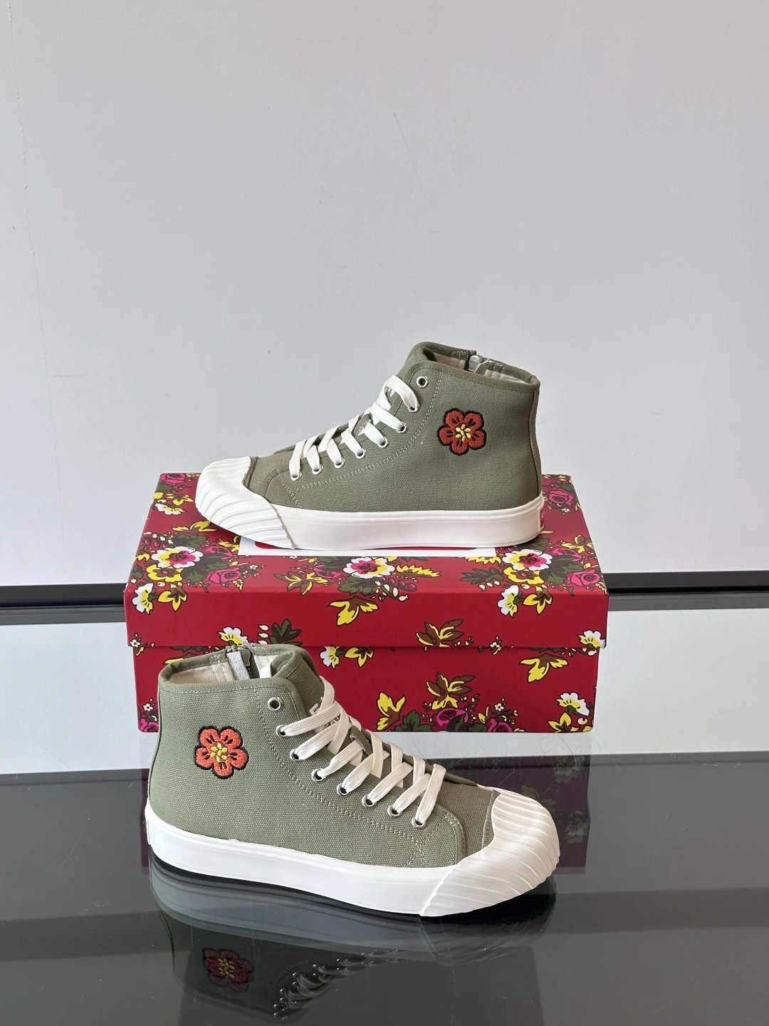 Kenzo Canvas High Sneakers Olive Green - Gallery Image 5 - Detailed View