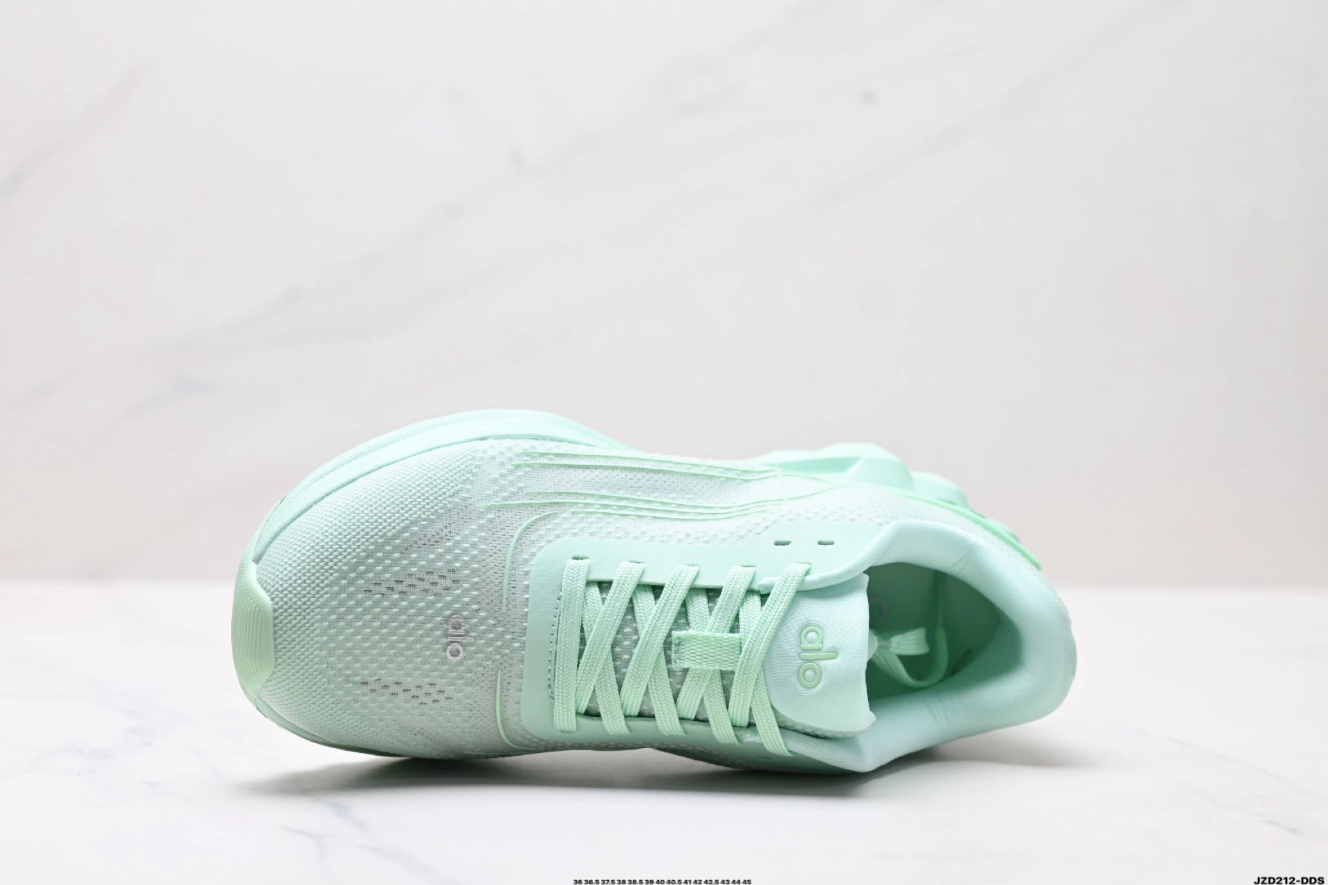 Alo Yoga Alo Runner Sneakers Green - Gallery Image 2 - Detailed View