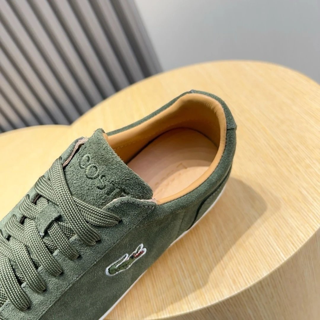 Lacoste Classic Green Sneakers - Gallery Image 4 - Detailed View