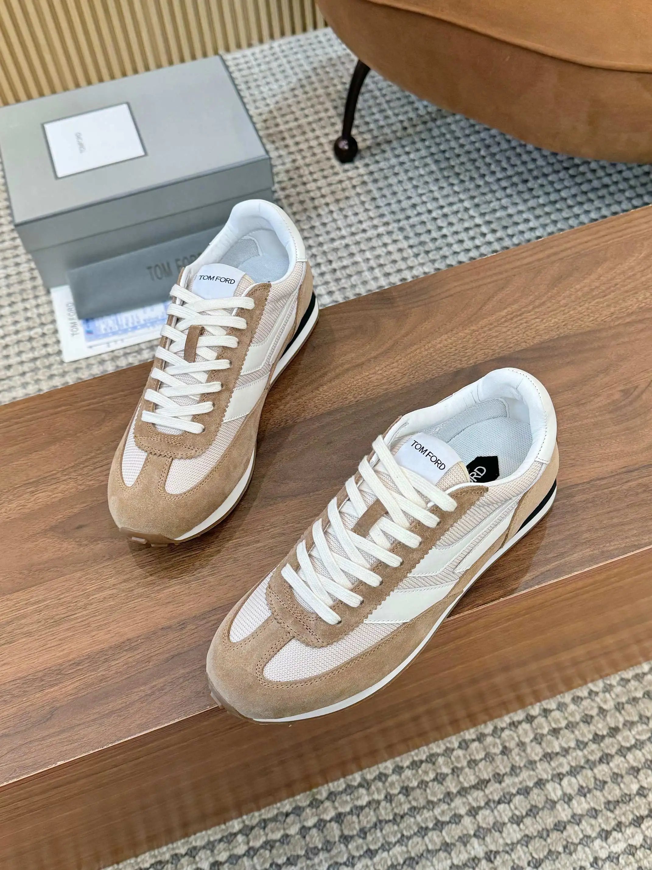 Vintage Suede Mesh Low Top Sneakers Sandstone - Gallery Image 4 - Detailed View