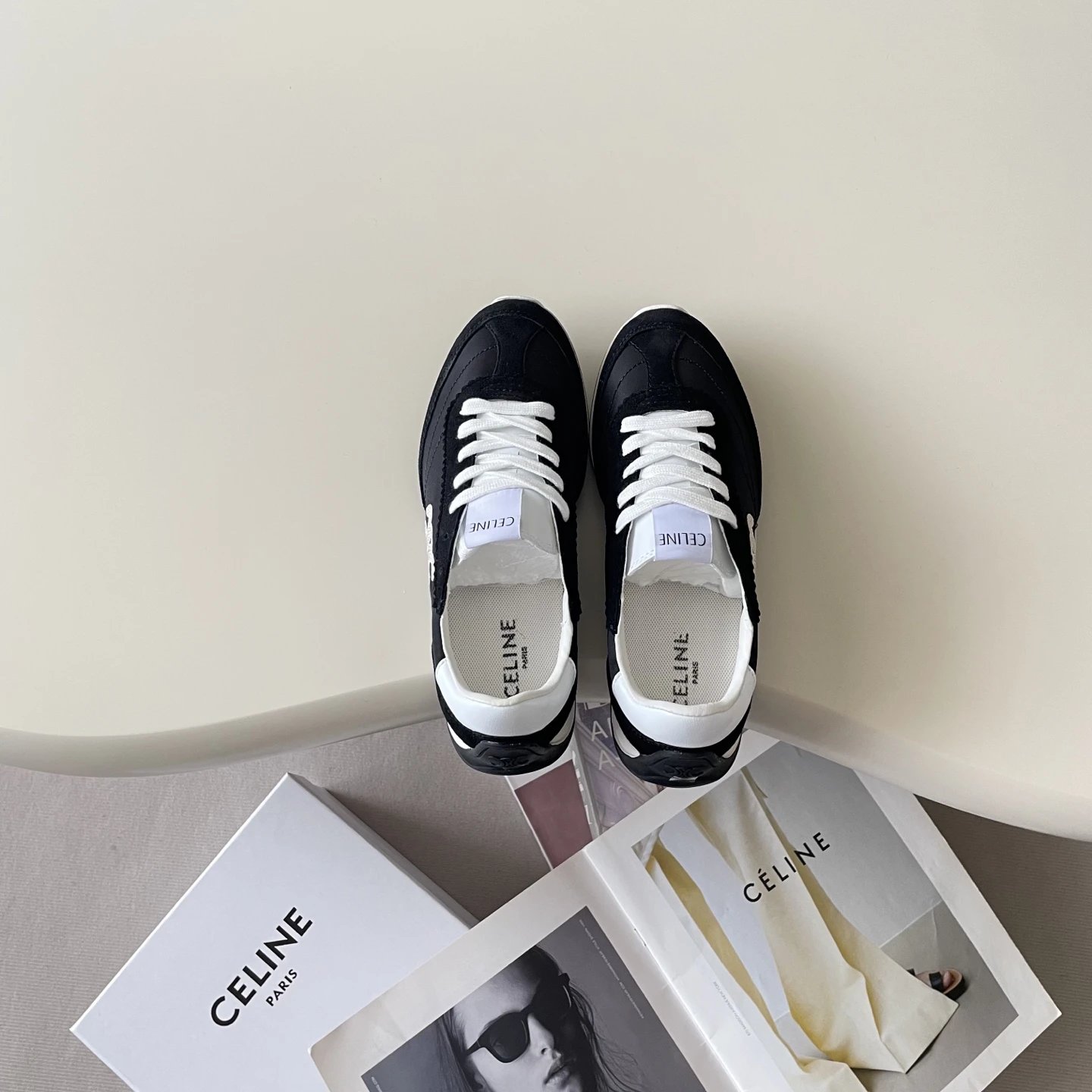 Vintage Racer Retro Trainers Suede Leather Black - Gallery Image 4 - Detailed View