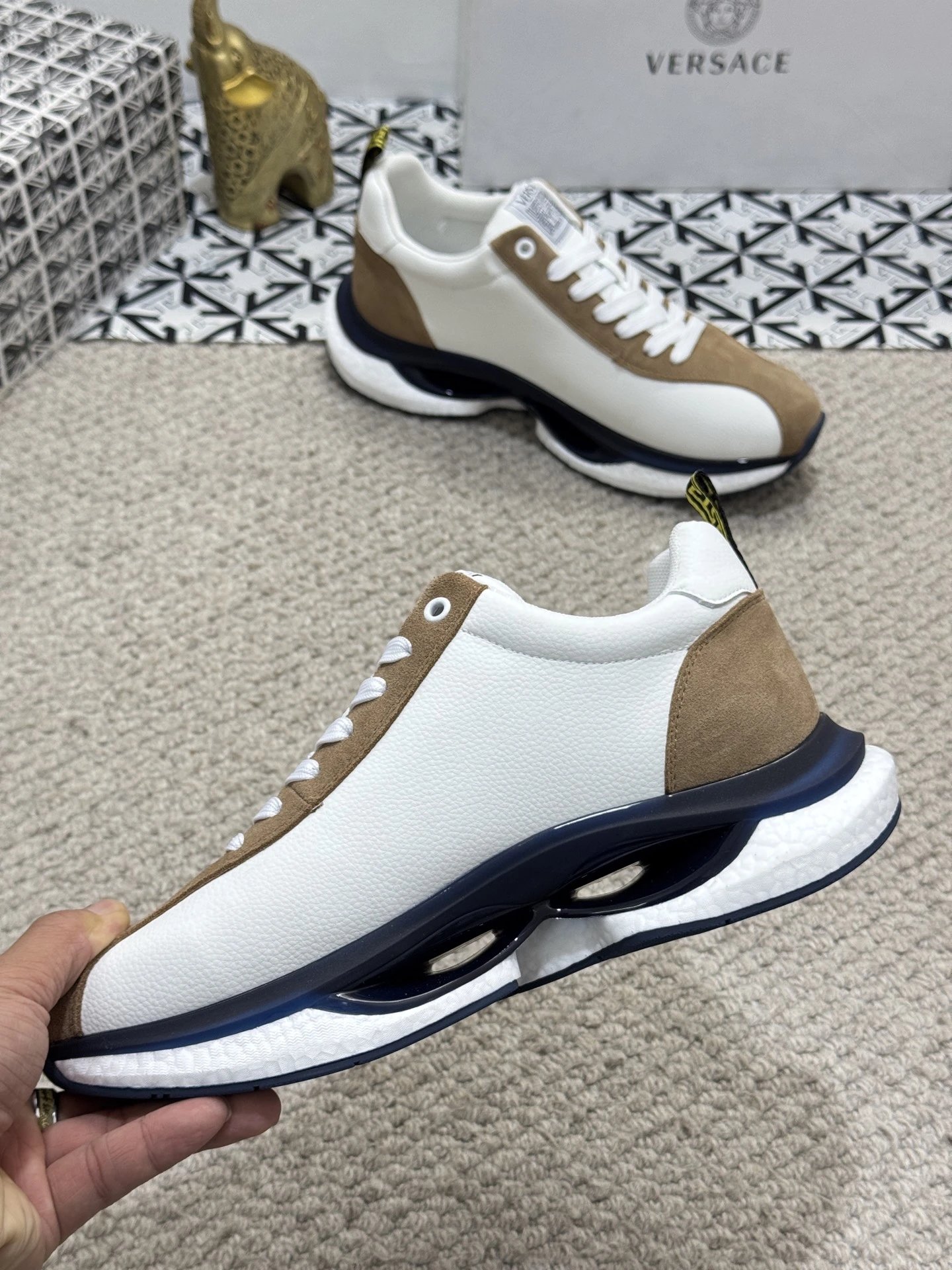 Luxury Leather Mesh Sneakers Beige White - Gallery Image 8 - Detailed View