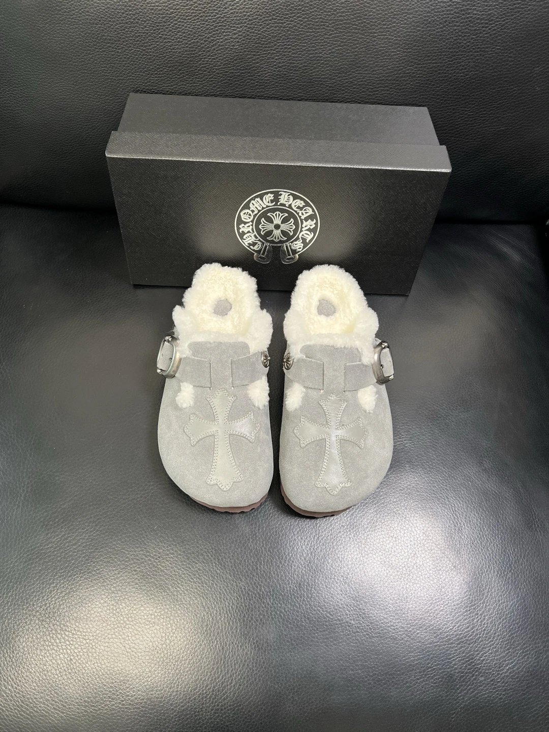 Luxury Shearling Leather Clog in Ash Grey - Gallery Image 3 - Detailed View