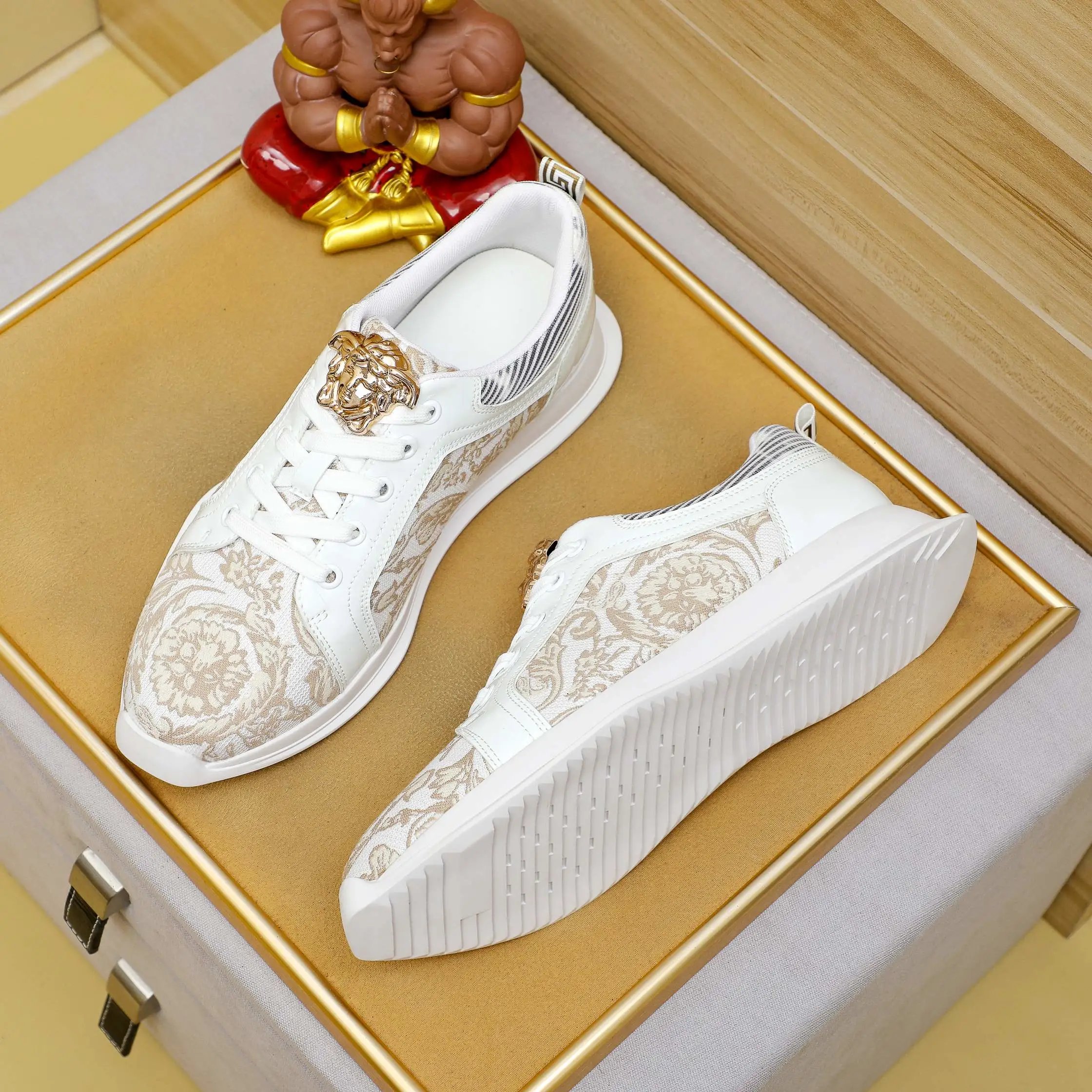 Luxury Jacquard Leather Sneakers for Men Ivory Beige - Gallery Image 5 - Detailed View